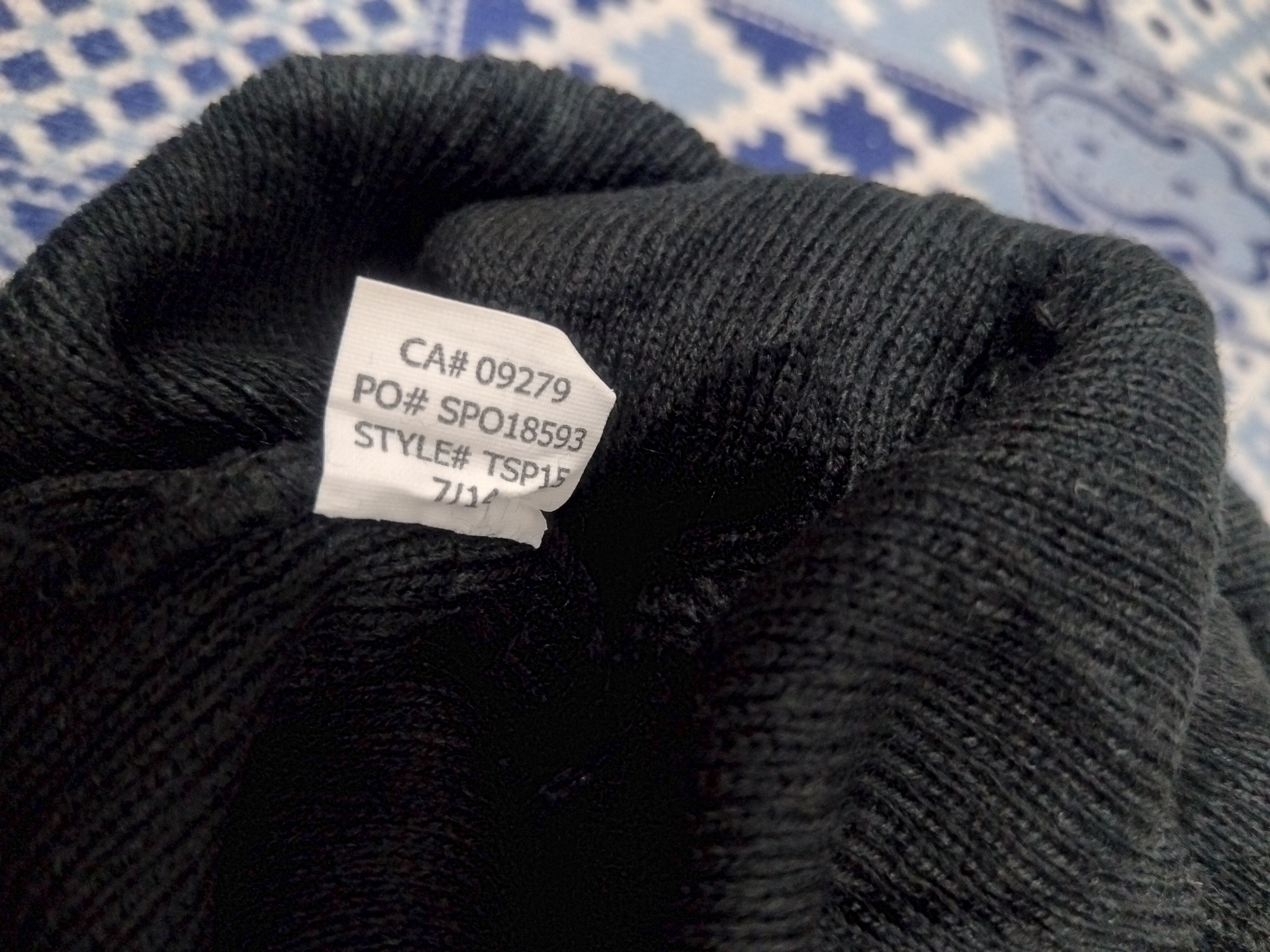Japanese Brand 💥Warner bros black beanie Size ONE SIZE - 2 Thumbnail