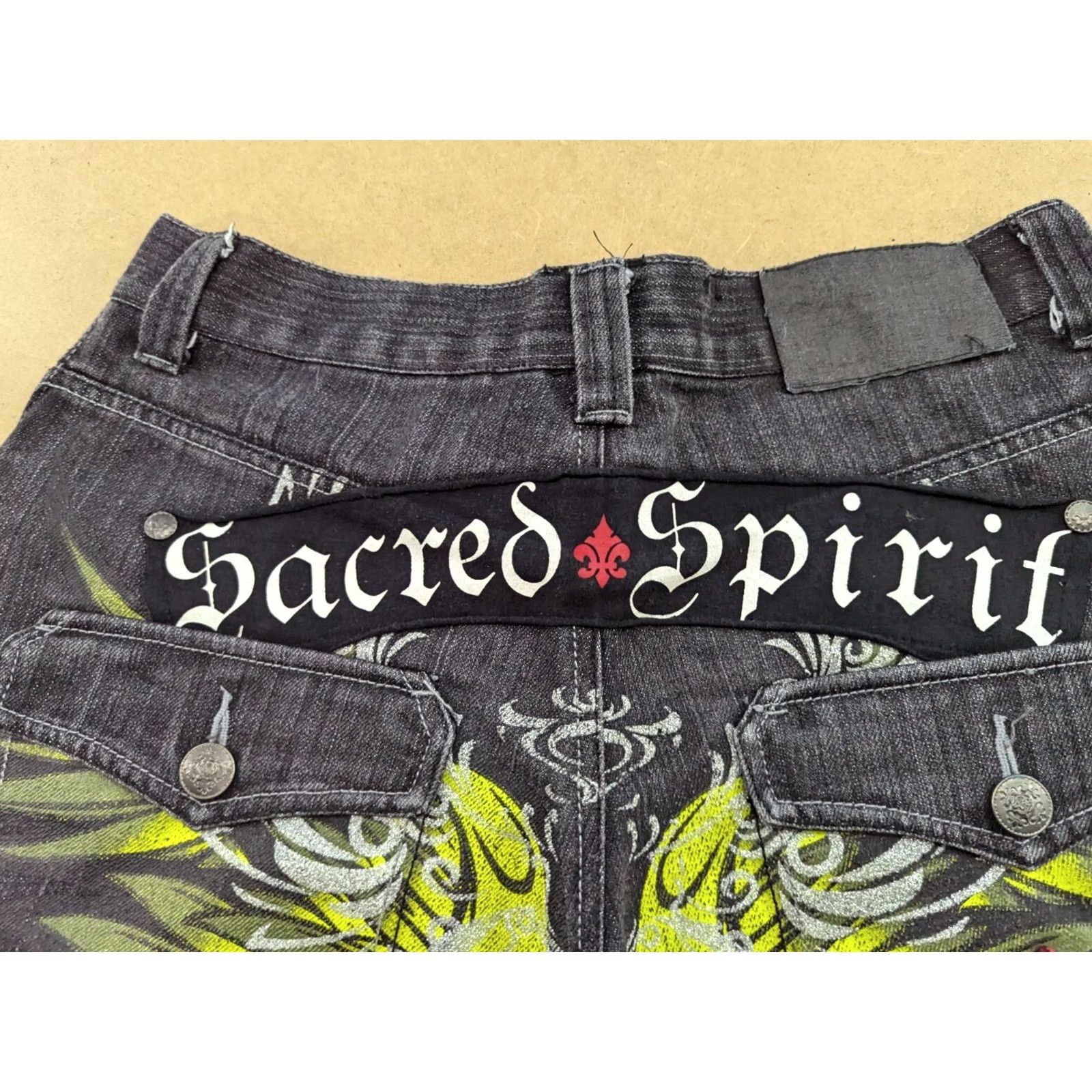 ESPIRIT VINTAGE Raw Blue Sacred Spirit Jeans W33 L29.5 Black Green Wings Straight Womens Size US 33 - 4 Thumbnail