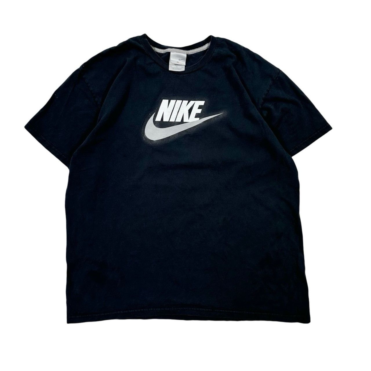 Vintage Vintage 00s Grey Tag Nike Centre Swoosh Graphic T Shirt Size US XL / EU 56 / 4 - 1 Thumbnail