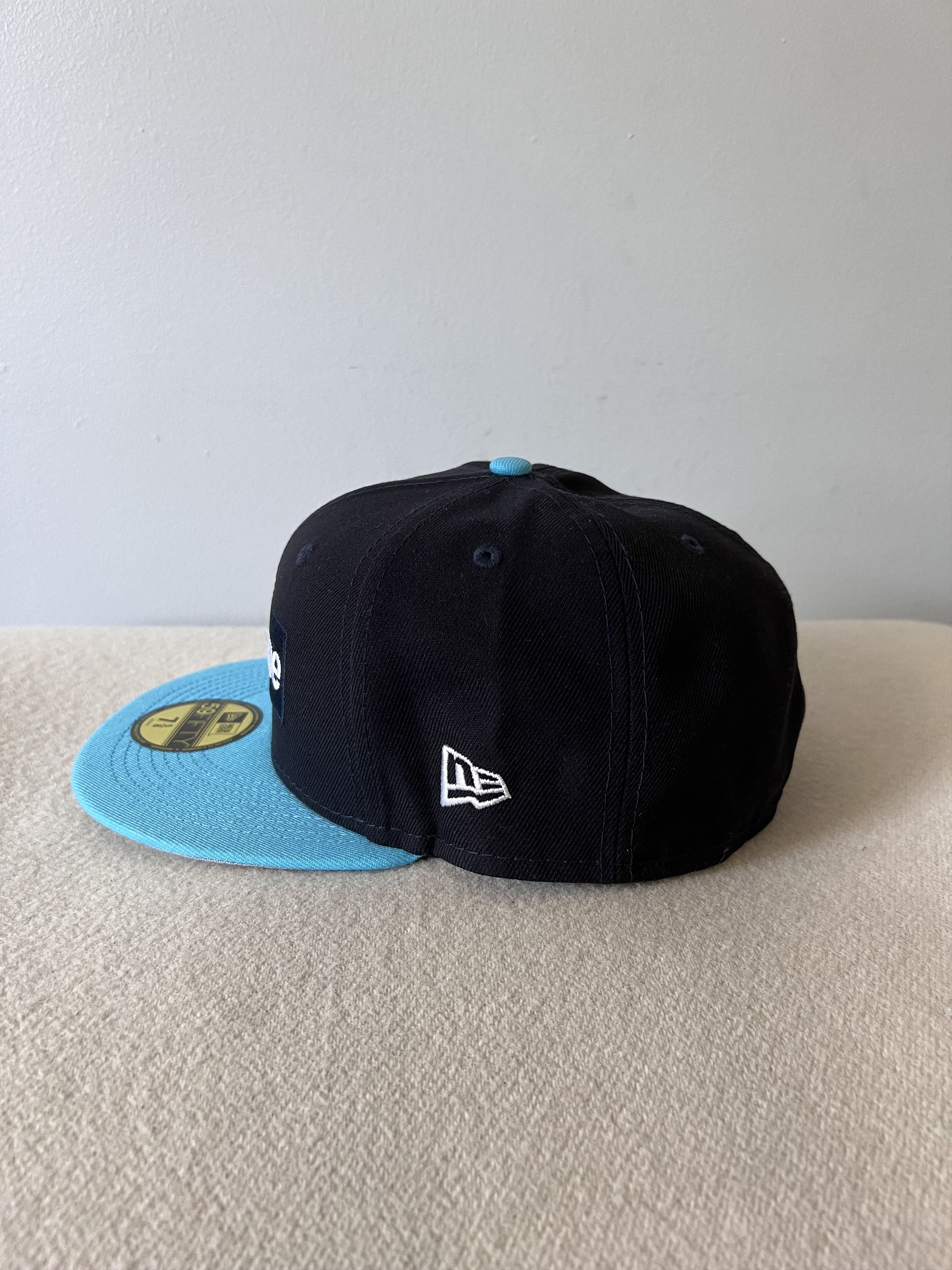 New Era × Supreme 7 5/8 Supreme New Era Spring Training Box Logo Fitted Hat Size ONE SIZE - 3 Thumbnail