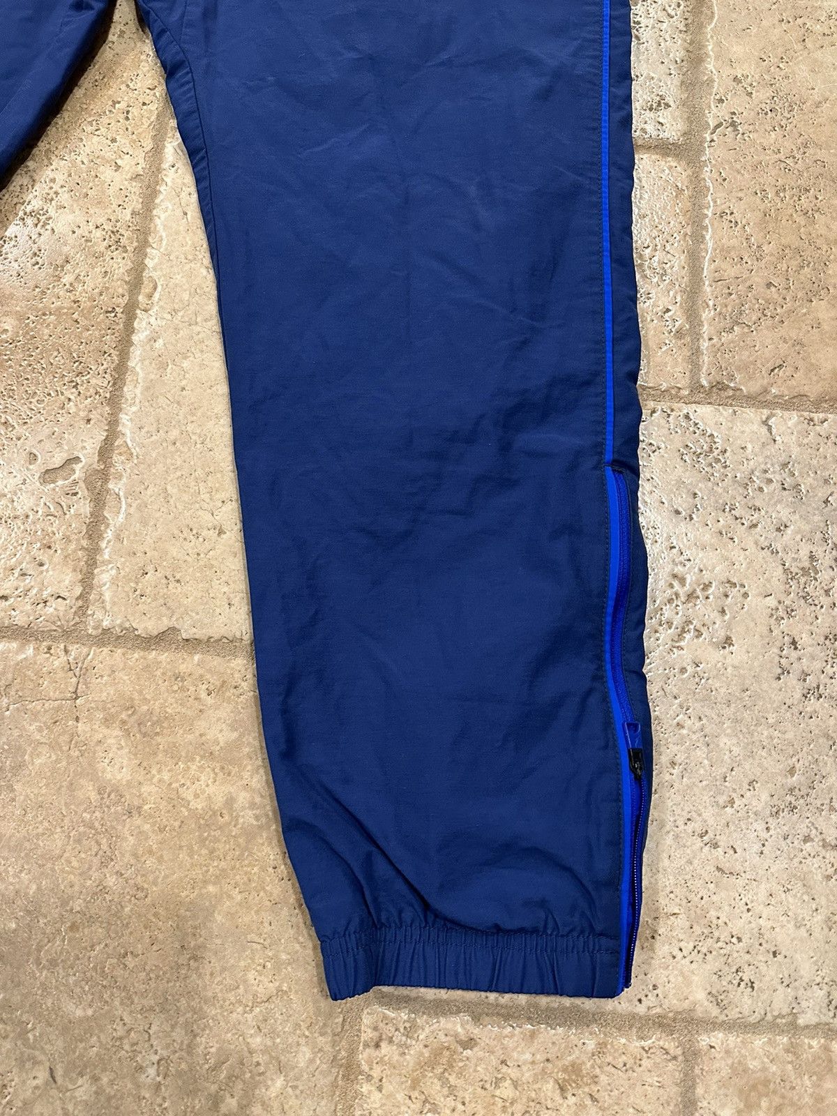 Fragment Design × Jordan Brand Jordan Brand x Fragment Design Woven Nylon Navy/Blue Pants Size US 34 / EU 50 - 2 Thumbnail