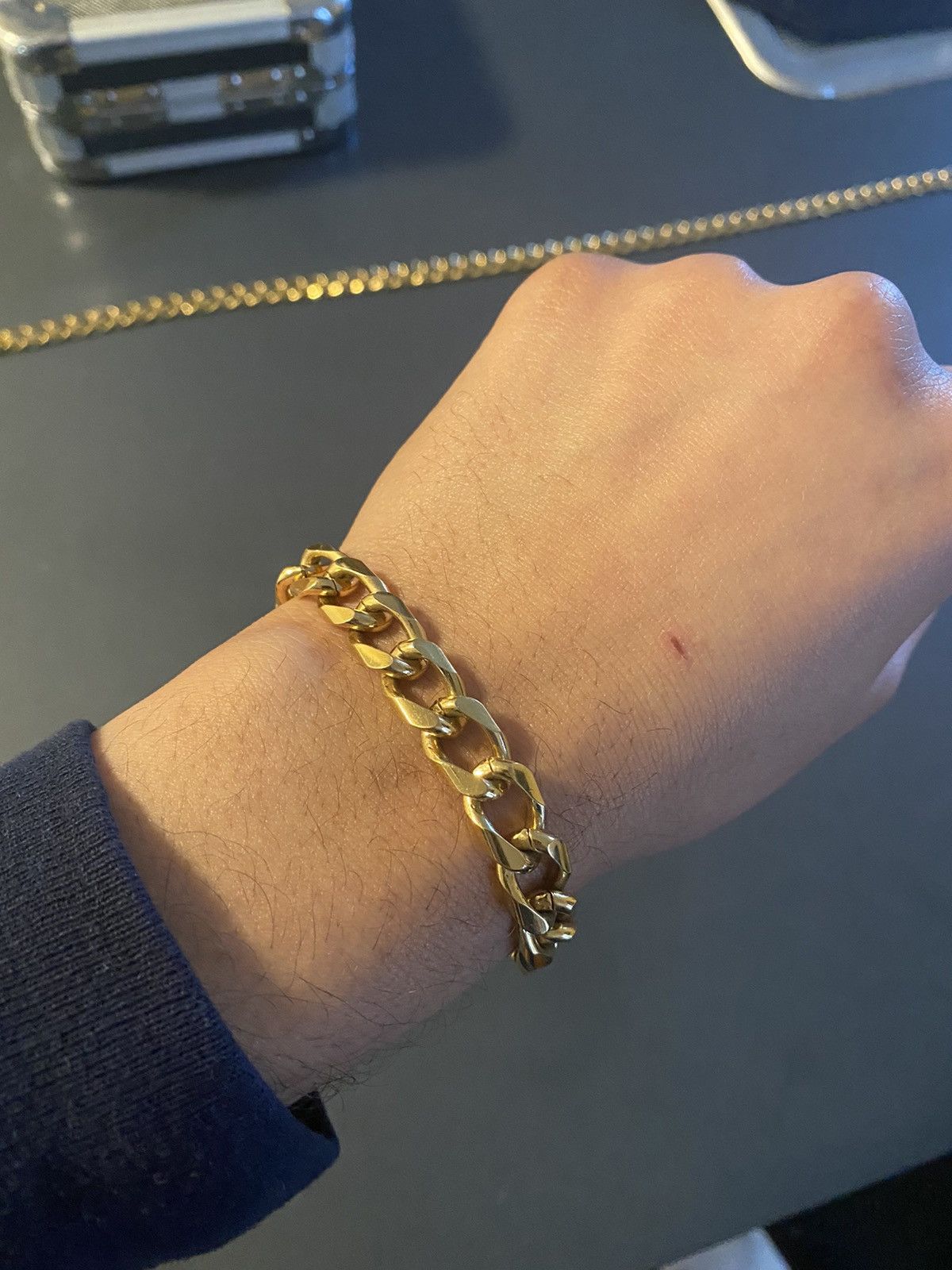 Jewelry Hollow Cuban Bracelet Gold Plated 9" Size ONE SIZE - 7 Thumbnail