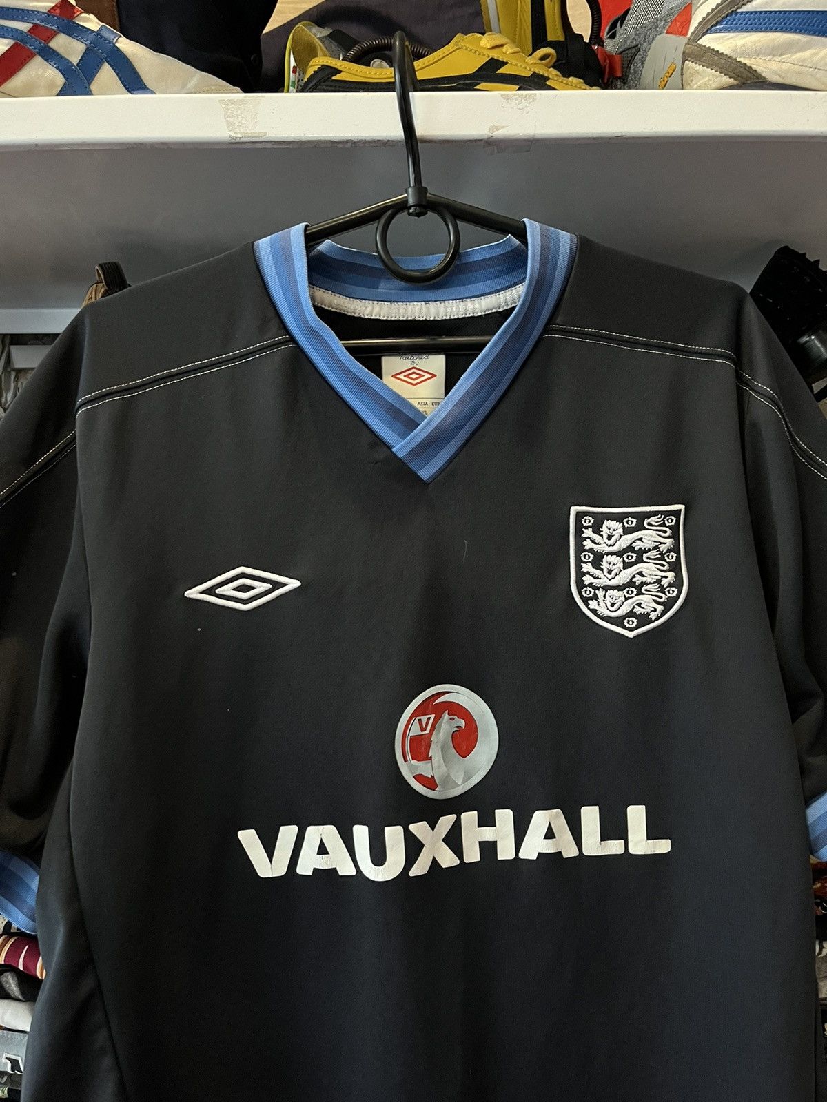 Umbro Vintage ENGLAND 2012 Umbro Vauxhall training shirt Size US XL / EU 56 / 4 - 5 Thumbnail