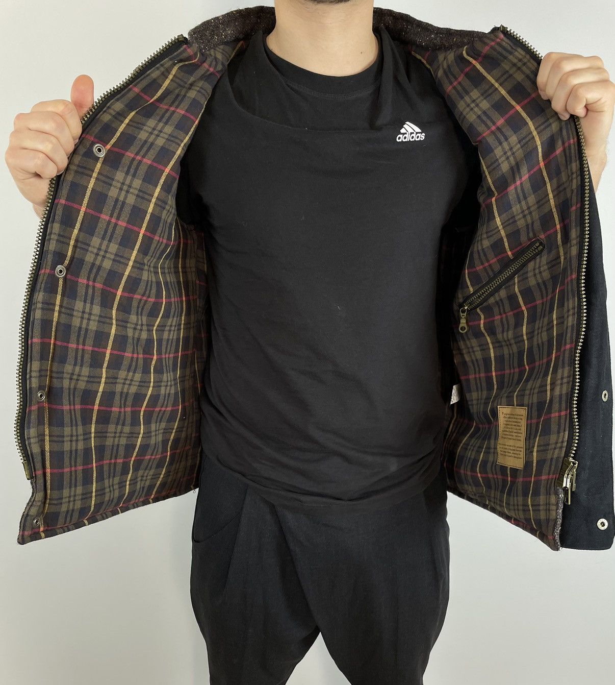 Harris Tweed × Peregrine Men’s Peregrine X Harris Tweed Herringbone Vest Jacket M/L Size US L / EU 52-54 / 3 - 5 Thumbnail