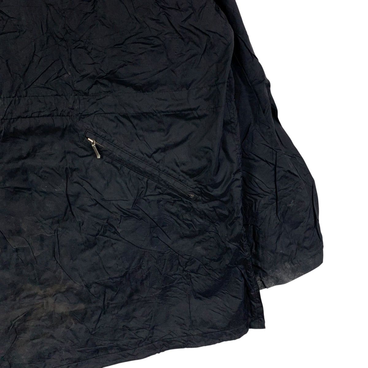 Vintage Vintage JCC Toray Nylon NOVAX Anorak Jacket Black Red Size US L / EU 52-54 / 3 - 7 Thumbnail