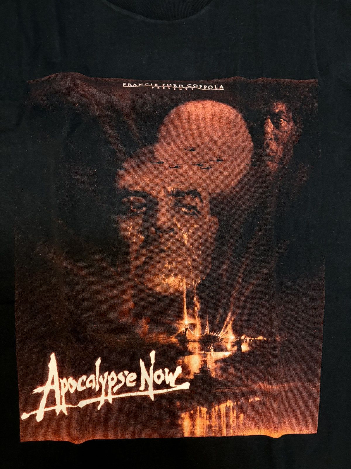 Vintage Rare Vintage Apocalypse Now Francis Ford Coppola Movie Tee Size US L / EU 52-54 / 3 - 8 Thumbnail