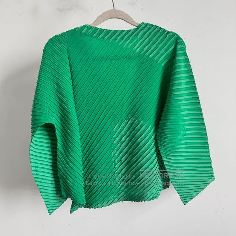 Issey Miyake Issey Miyake Green Coat Size M / US 6-8 / IT 42-44 - 2 Thumbnail