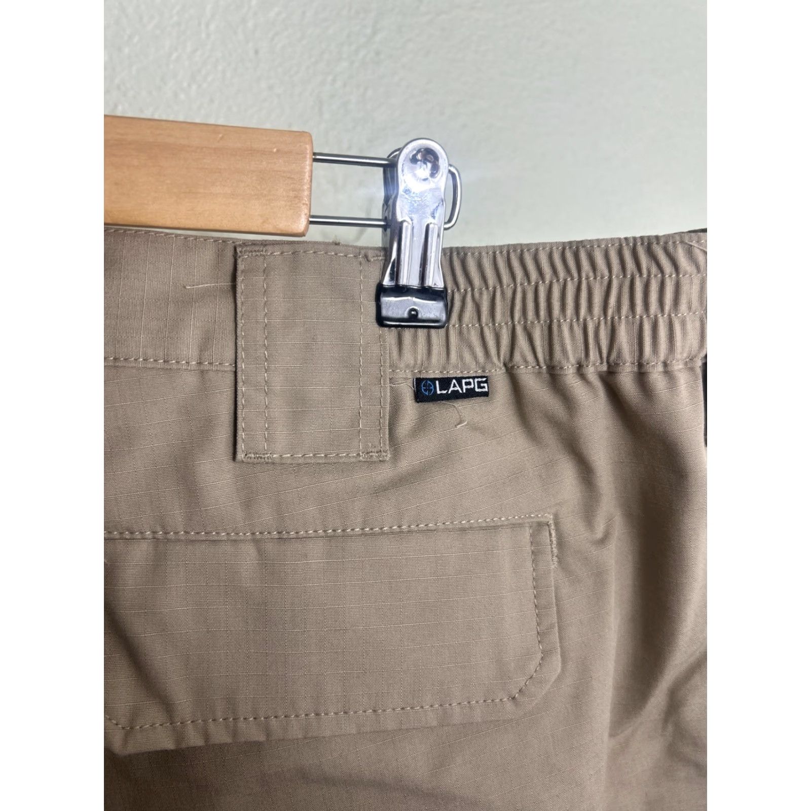 Vintage LAPG Operator Tactical Pants Mens 42x30 Cargo Khaki Elastic Waistband Ripstop Canvas Front Pockets 30in Inseam Regular Rise Mid Belt Loops Straight Size US 42 / EU 58 - 7 Thumbnail