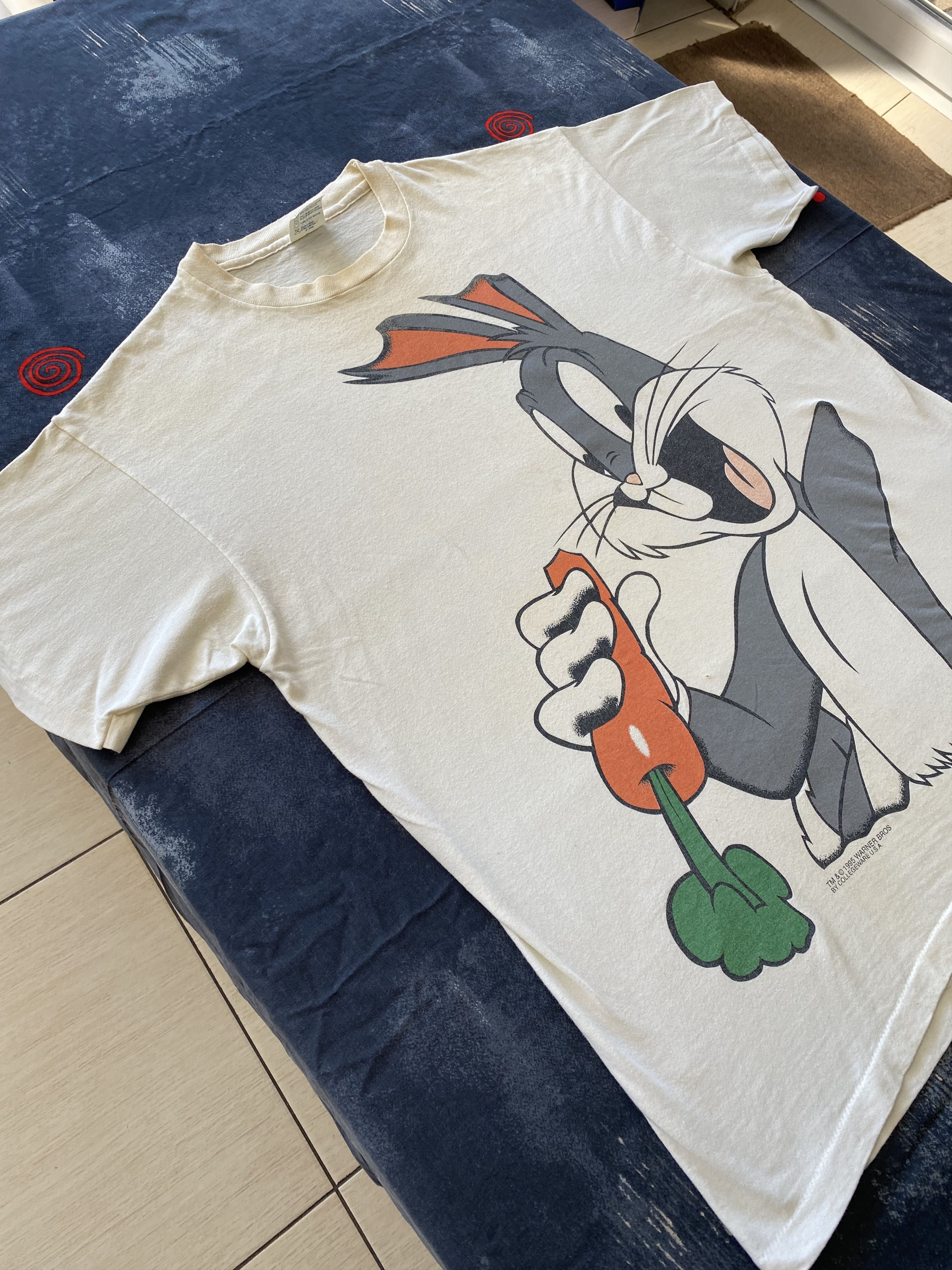 Cartoon Network Looney Tunes 1995 Vintage Bugs Bunny Warner Bros. Tee Size US XL / EU 56 / 4 - 21 Thumbnail