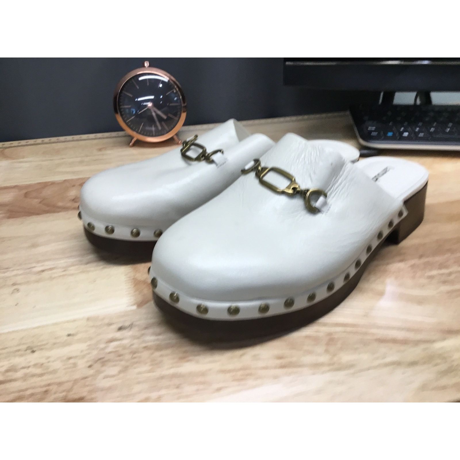 The Unbranded Brand Larroude Zuzi Bit Mules Women's US 9 White Leather Slippers Size US 9 / IT 39 - 4 Thumbnail