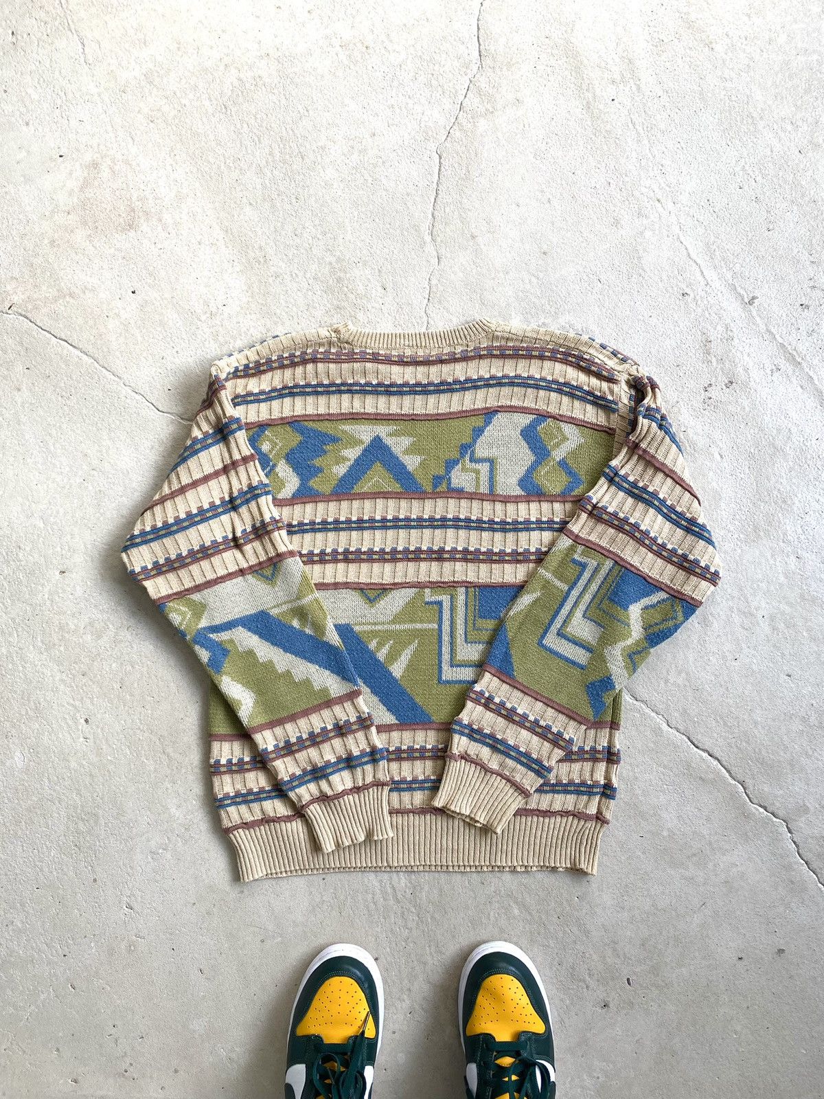 Coogi Rare! Vintage Abstract Knit Sweater Japanese Hype Retro Size US M / EU 48-50 / 2 - 9 Thumbnail
