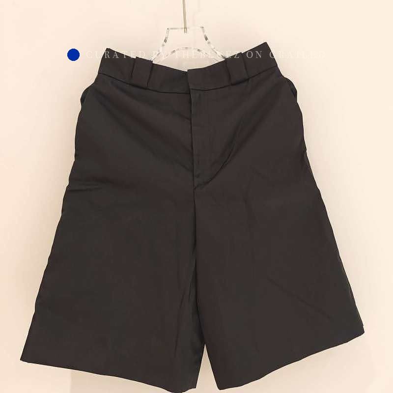 Prada Re-Nylon Logo Shorts in Black Size US 36 / EU 52 - 1 Thumbnail