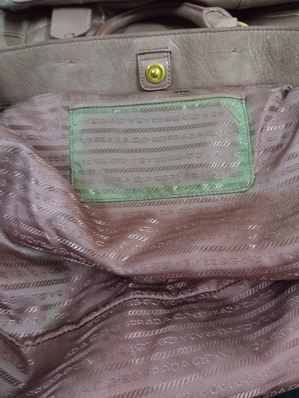 Prada Authentic Prada Vitello Shine Shoulder Bag Size ONE SIZE - 20 Thumbnail