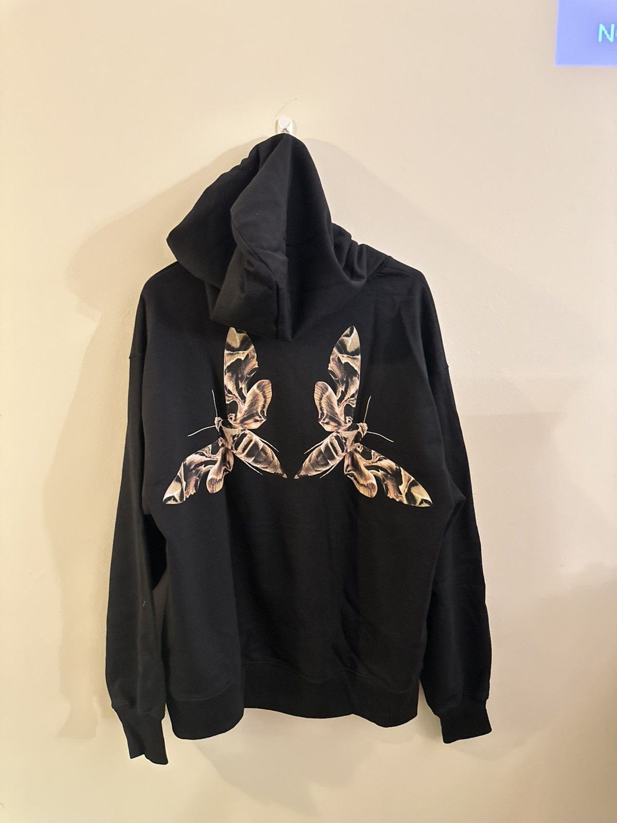 Hugo HUGO BLACK HOODIE WITH MOTH DESIGN Size US L / EU 52-54 / 3 - 2 Thumbnail