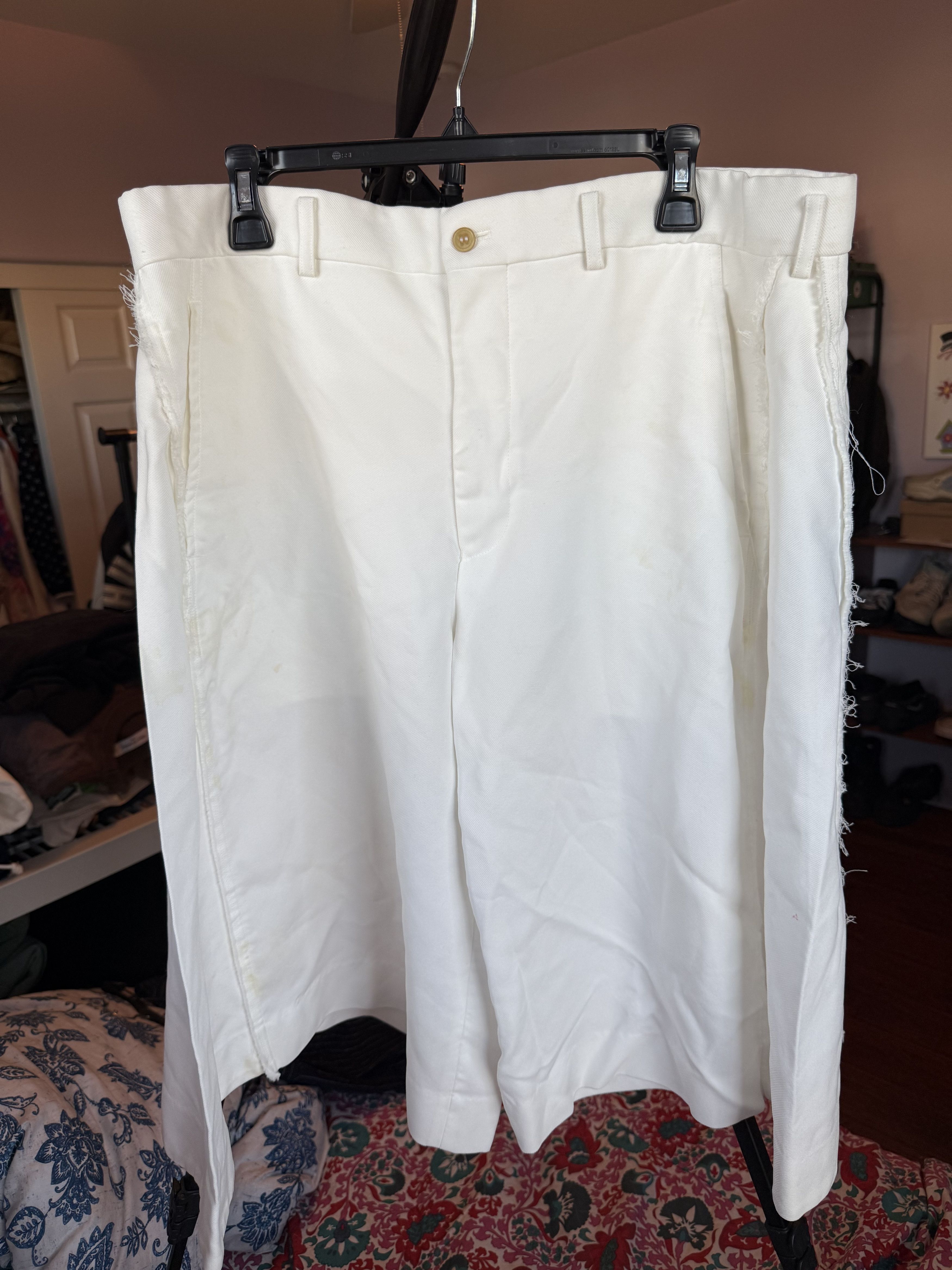 Comme des Garcons Comme des Garçons Homme Plus White Cotton Shorts Size XL Size US 36 / EU 52 - 1 Thumbnail