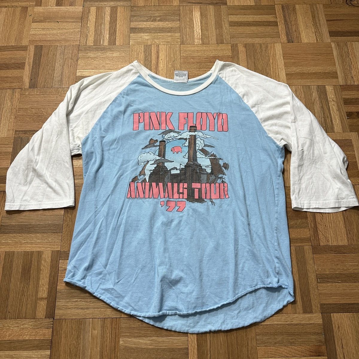Pink Floyd Vintage Pink Floyd Animals Tour 1977 raglan tee Size US L / EU 52-54 / 3 - 1 Thumbnail