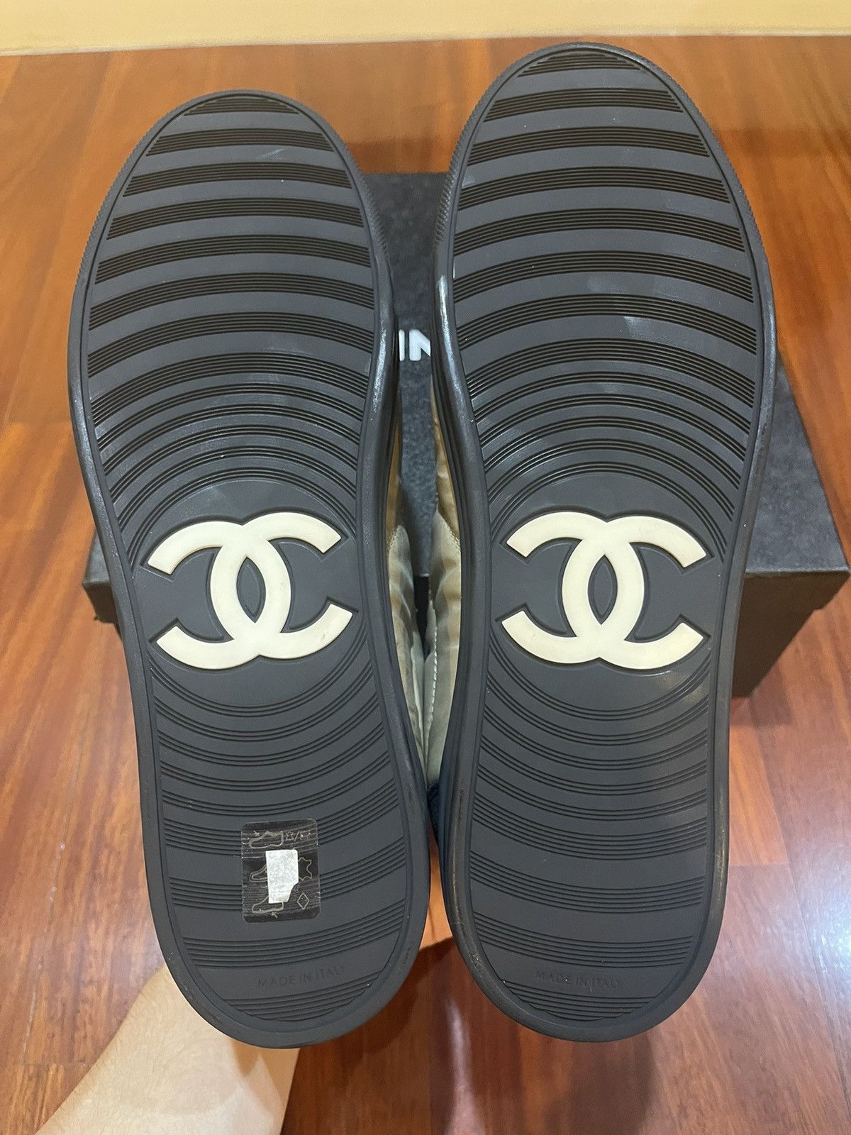 Chanel × Karl Lagerfeld Chanel Beige Black Sneakers Size US 9 / EU 42 - 6 Thumbnail