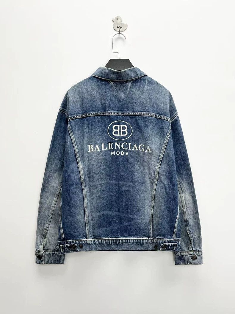 Balenciaga Balenciaga Distressed blue back double B logo denim jacket Size US S / EU 44-46 / 1 - 1 Thumbnail