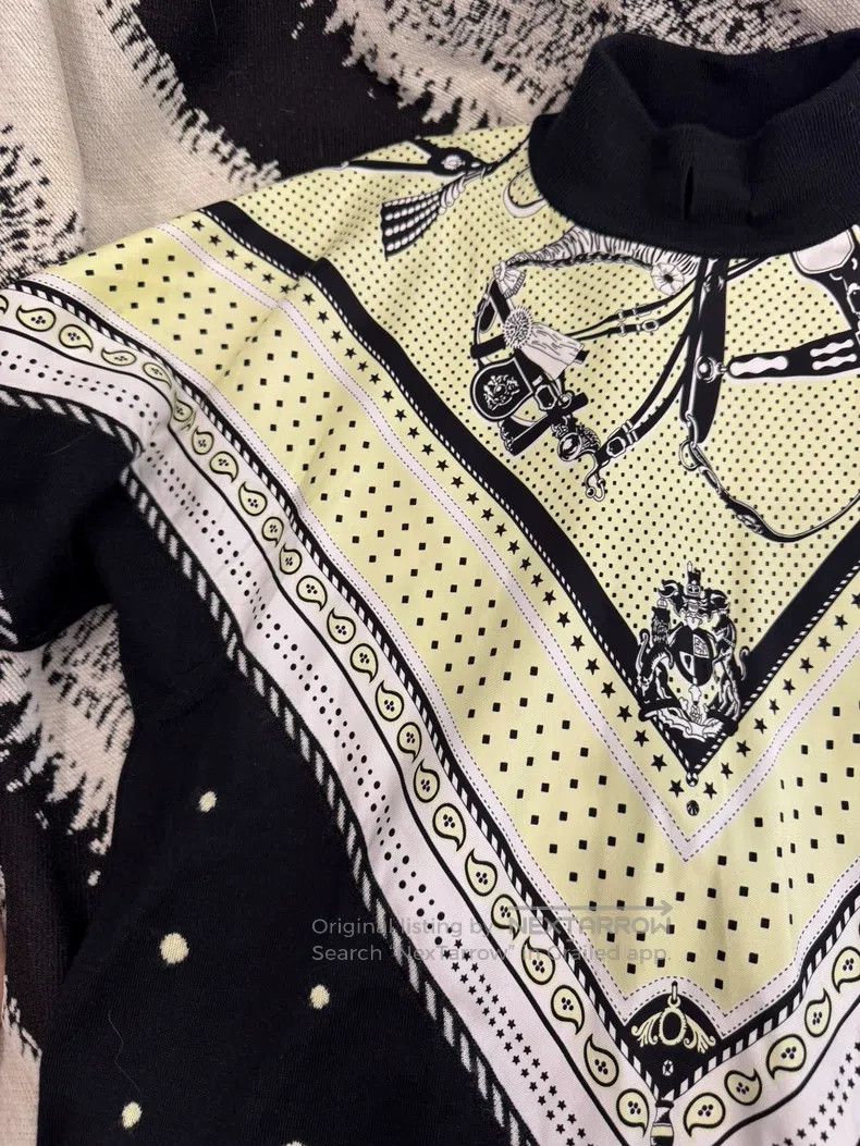 Hermes Hermes Cashmere silk printed patchwork knit short sleeve Size XS / US 0-2 / IT 36-38 - 2 Thumbnail