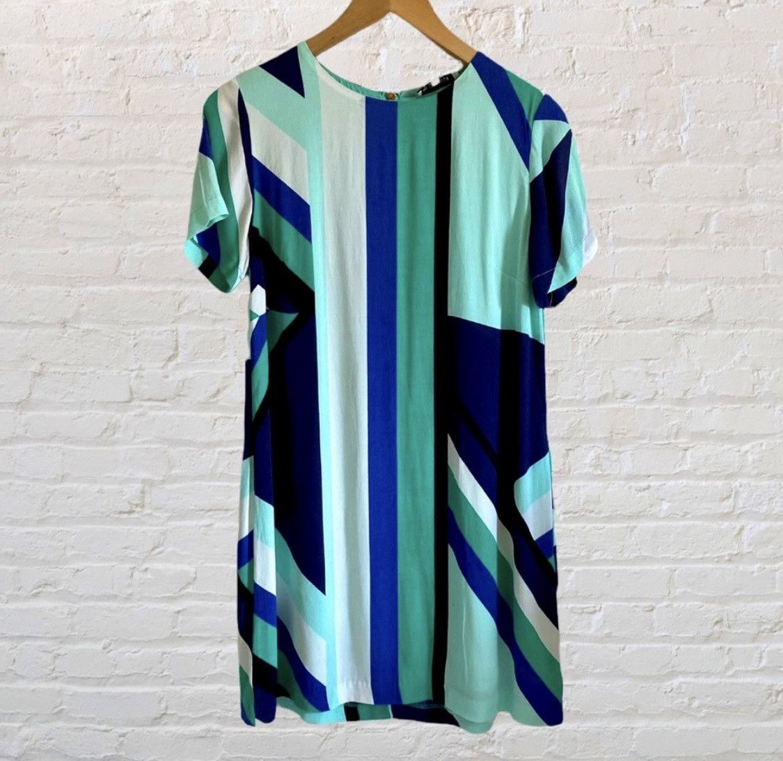 Other OLIVIACEOUS SHORT SLEEVE ZIP BACK MINI DRESS SZ S Size S / US 4 / IT 40 - 2 Thumbnail