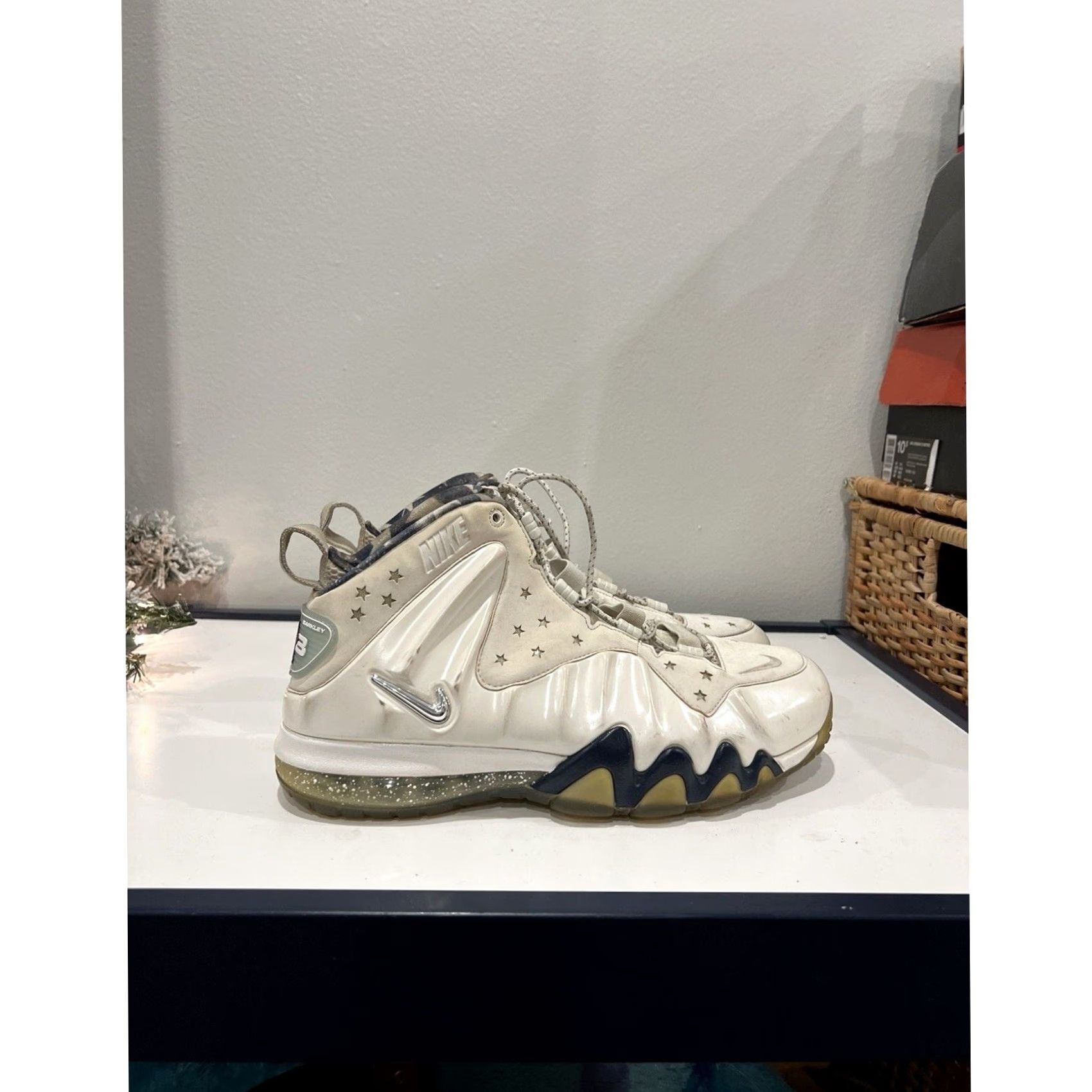 Nike Nike Barkley Posite Max Sneaker Mens 10.5 White USA 588527-100 Size US 11 / EU 44 - 2 Thumbnail