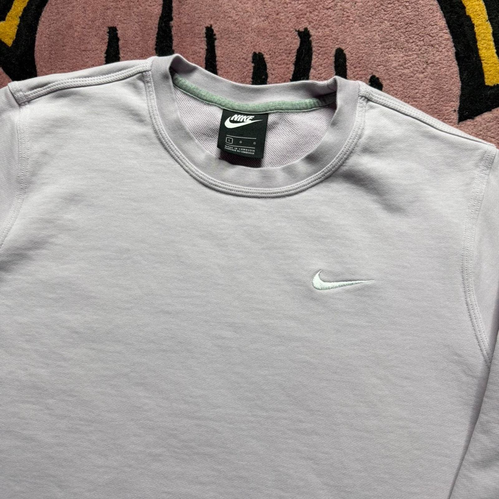Nike Nike Sportswear Embroidered Swoosh Logo Crewneck Sweatshirt Size US L / EU 52-54 / 3 - 3 Thumbnail