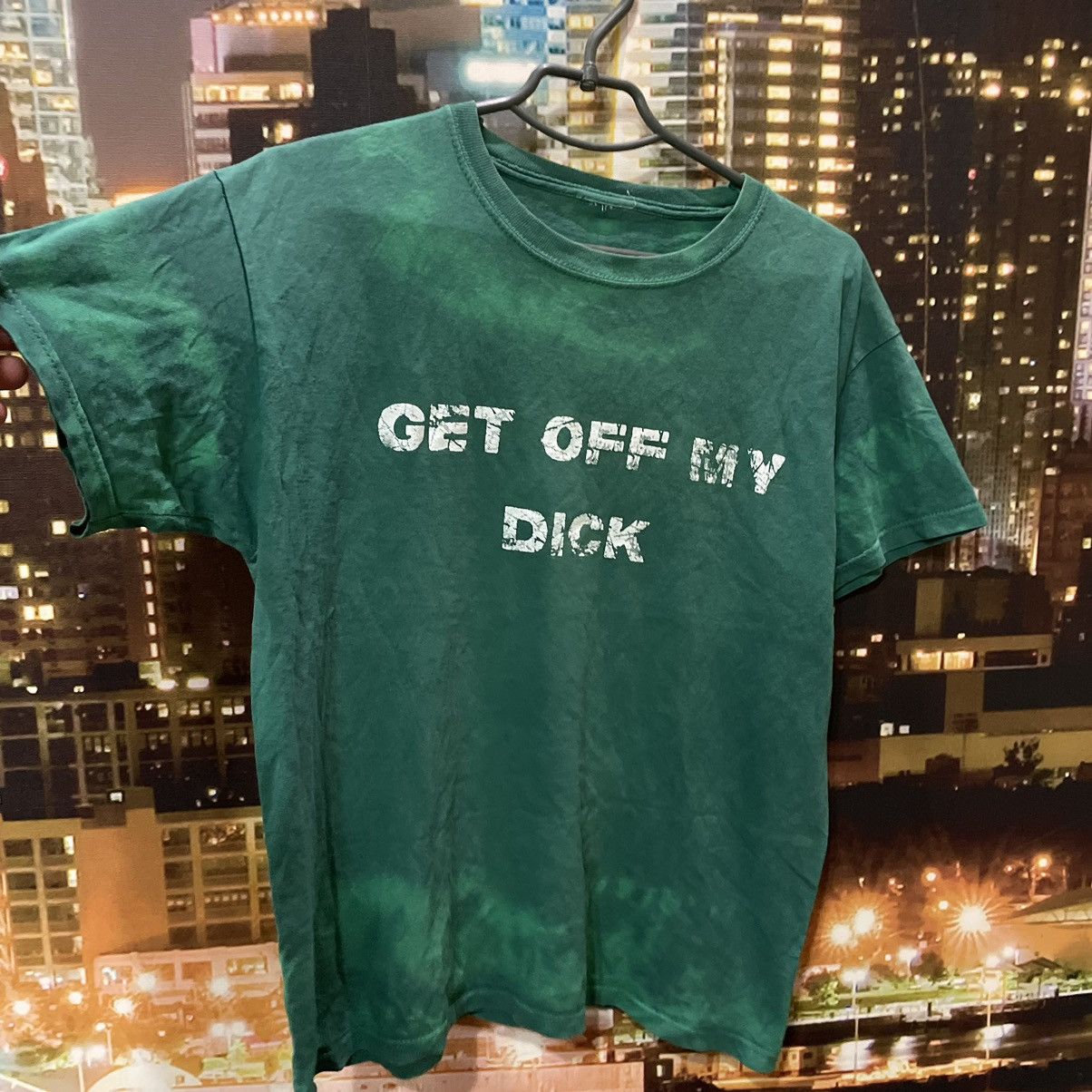 Band Tees VINTAGE Y2K GREEN TEE GET OFF MY DICK PENIS FUNNY PORNO Size US M / EU 48-50 / 2 - 3 Thumbnail