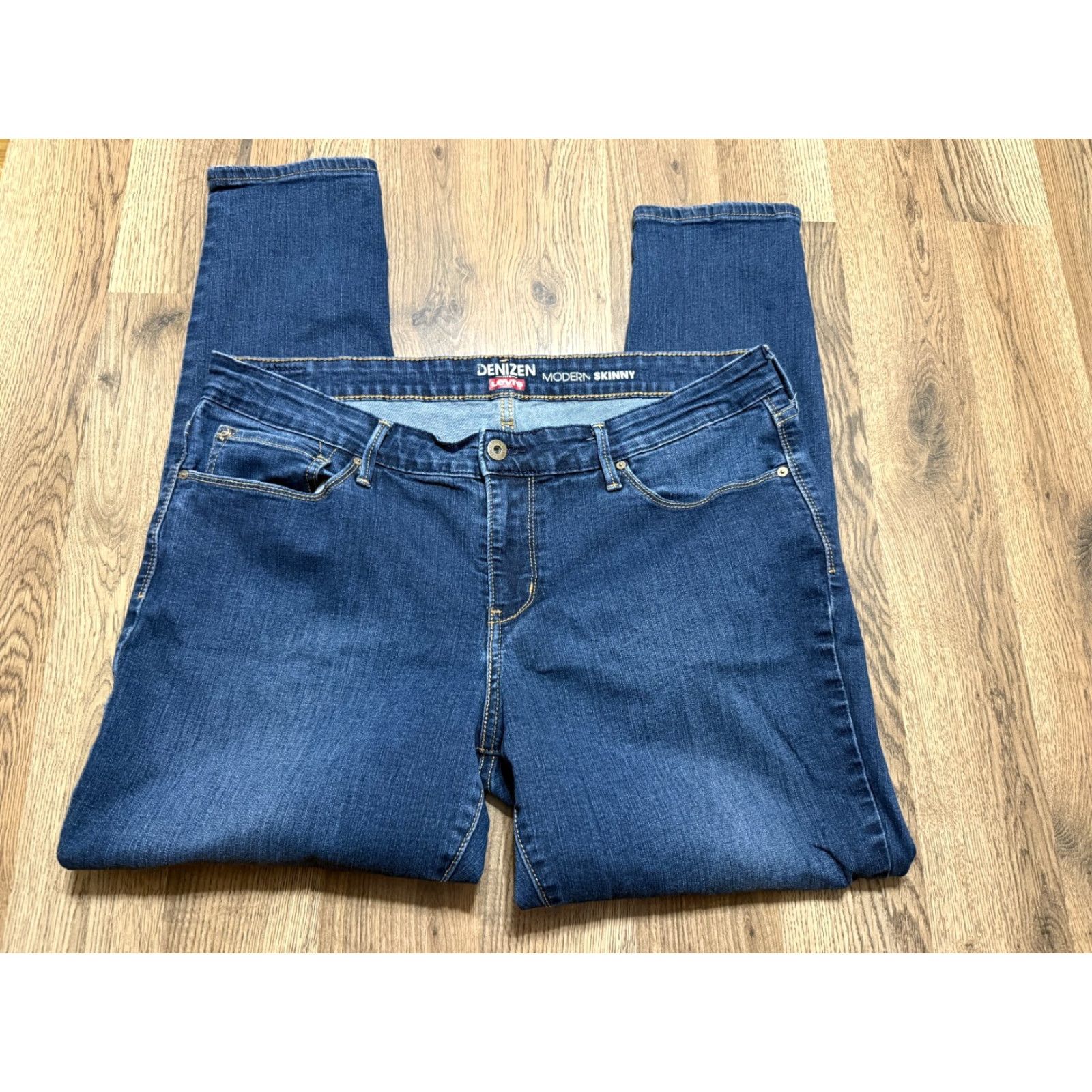 Levi's Levi's Jeans Women 16M Blue Denim Modern Skinny Denizen Regular Rise 5-Pocket Stretch Inseam 27in XS? Size 38" / US 16 / IT 52 - 2 Thumbnail