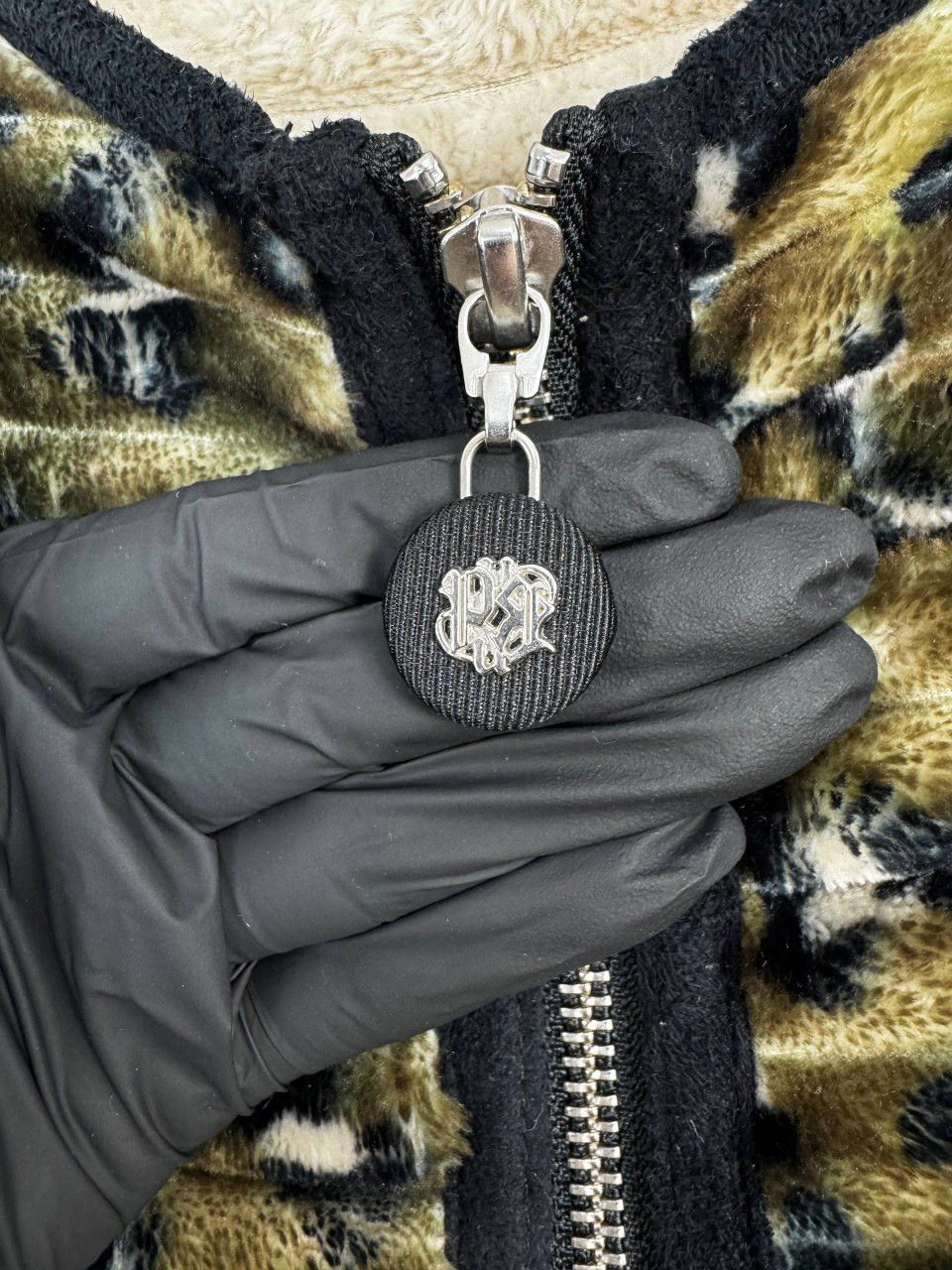 Sportalm Kitzbuhel Sportalm Kitzbuhel Womens Faux Fur Jacket Leopard Alpine36 Size M / US 6-8 / IT 42-44 - 4 Thumbnail