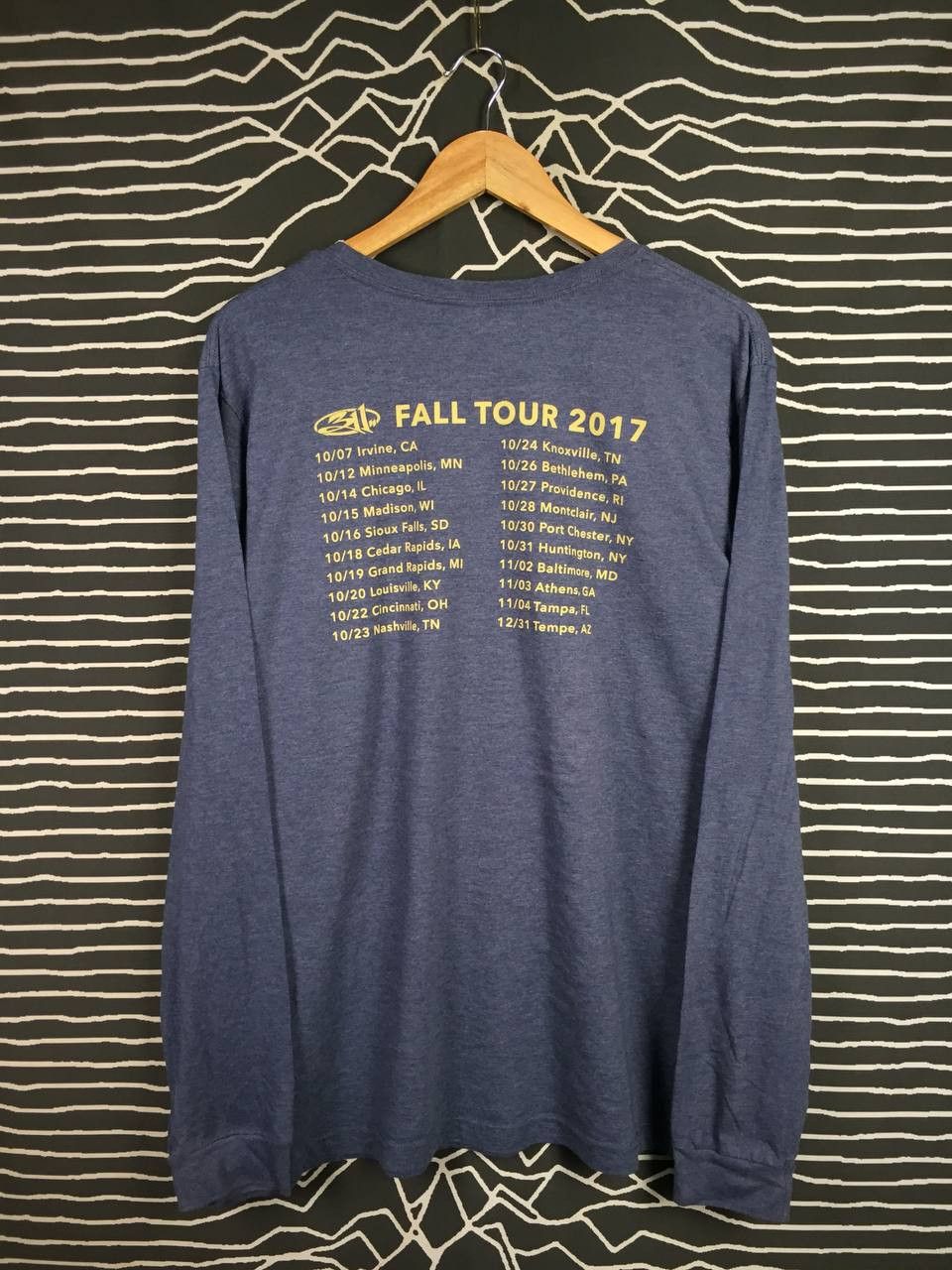 Band Tees 311 Rock Band Fall Tour 2017 Long Sleeve Tee Size US XL / EU 56 / 4 - 7 Thumbnail