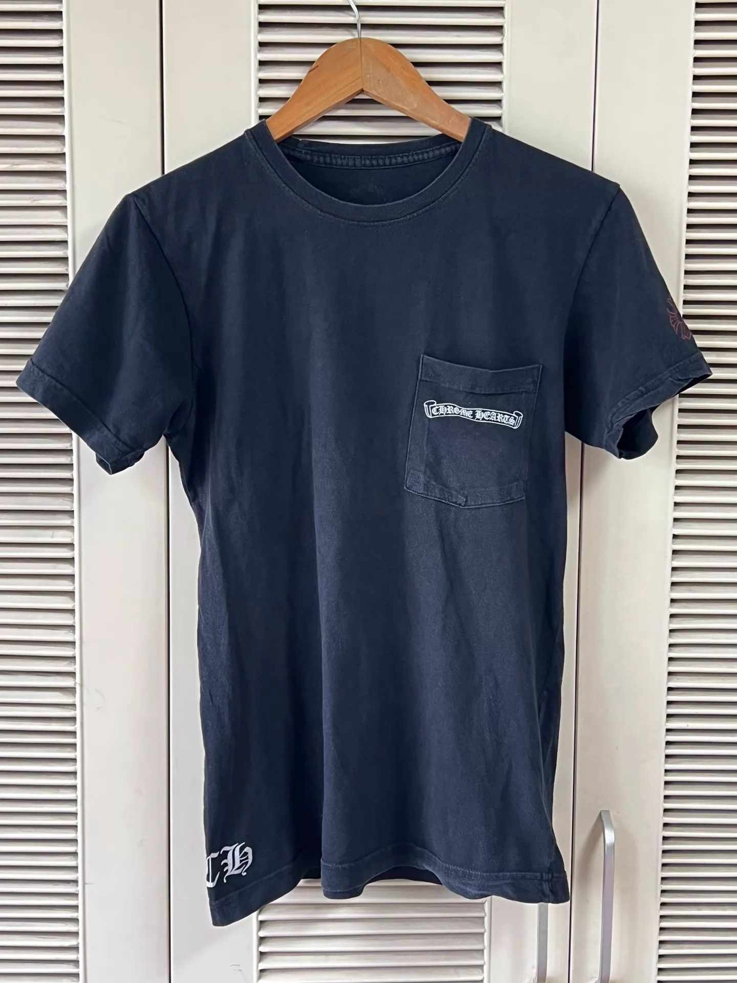 Chrome Hearts Chrome Hearts Black Scroll Short Sleeve T-Shirt S USA Red Size US S / EU 44-46 / 1 - 2 Thumbnail