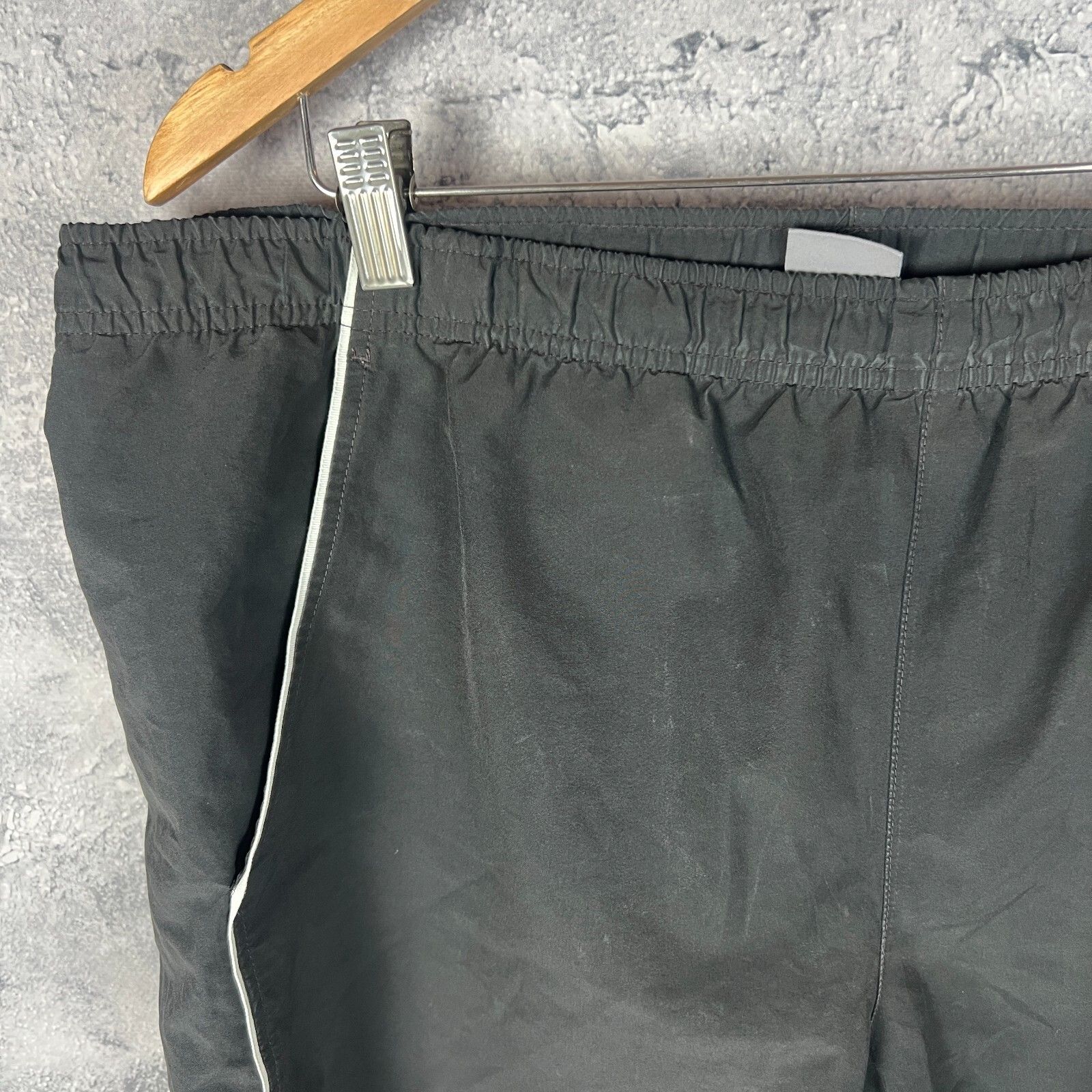 Nike Nike Vintage Shorts Men's Size L Black ` Size US 34 / EU 50 - 2 Thumbnail