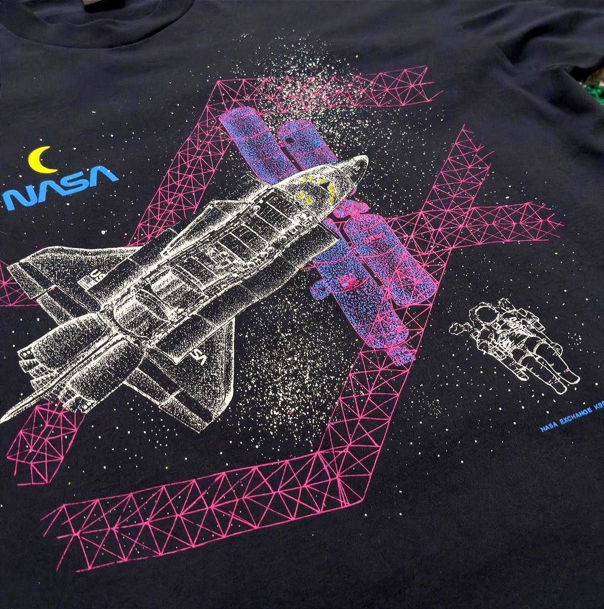 Vintage Vintage NASA Tee Size XL Size US XL / EU 56 / 4 - 1 Thumbnail