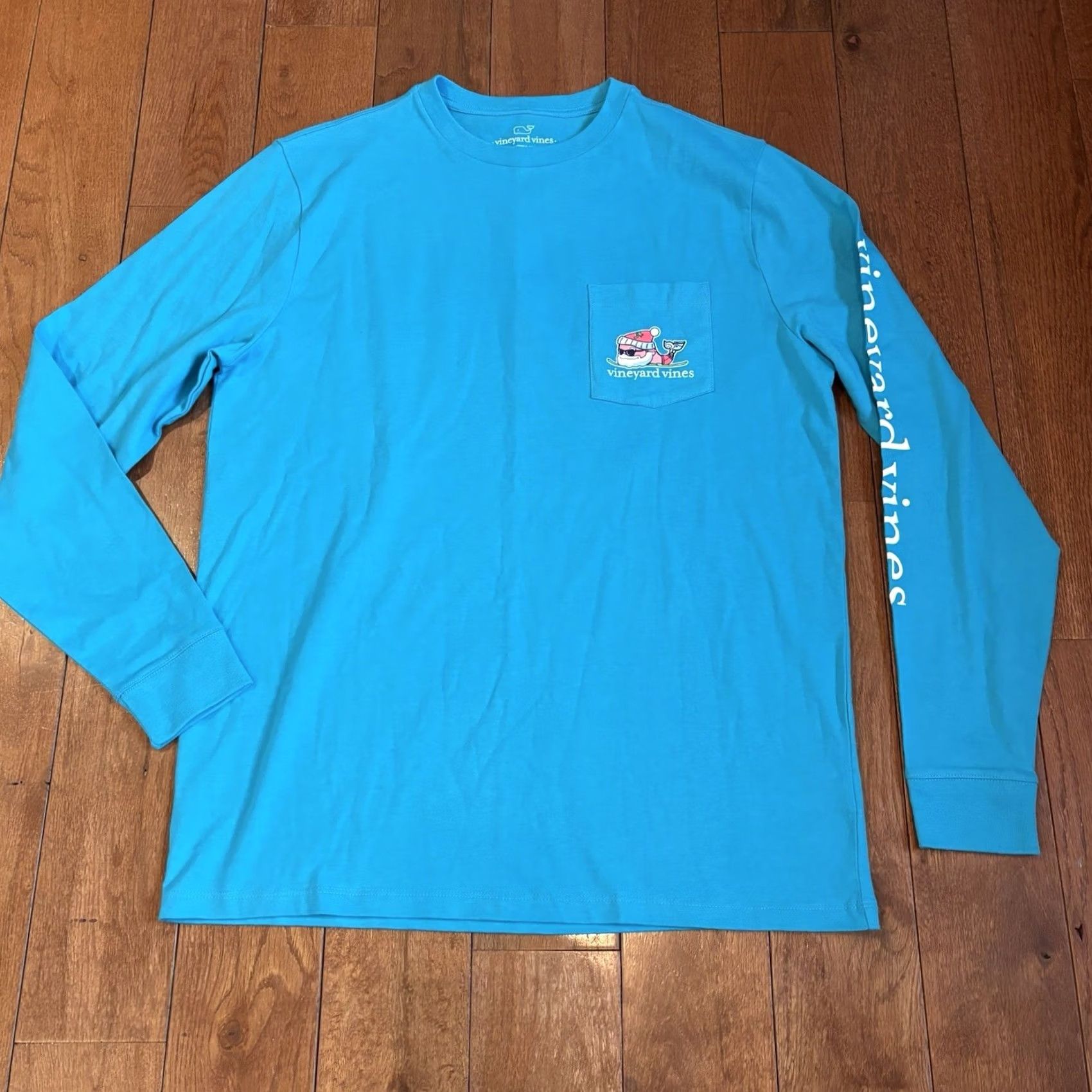 Vineyard Vines Mens Vineyard Vines T Shirt Snowboarding Santa Whale Blue M Cotton Size US M / EU 48-50 / 2 - 5 Thumbnail