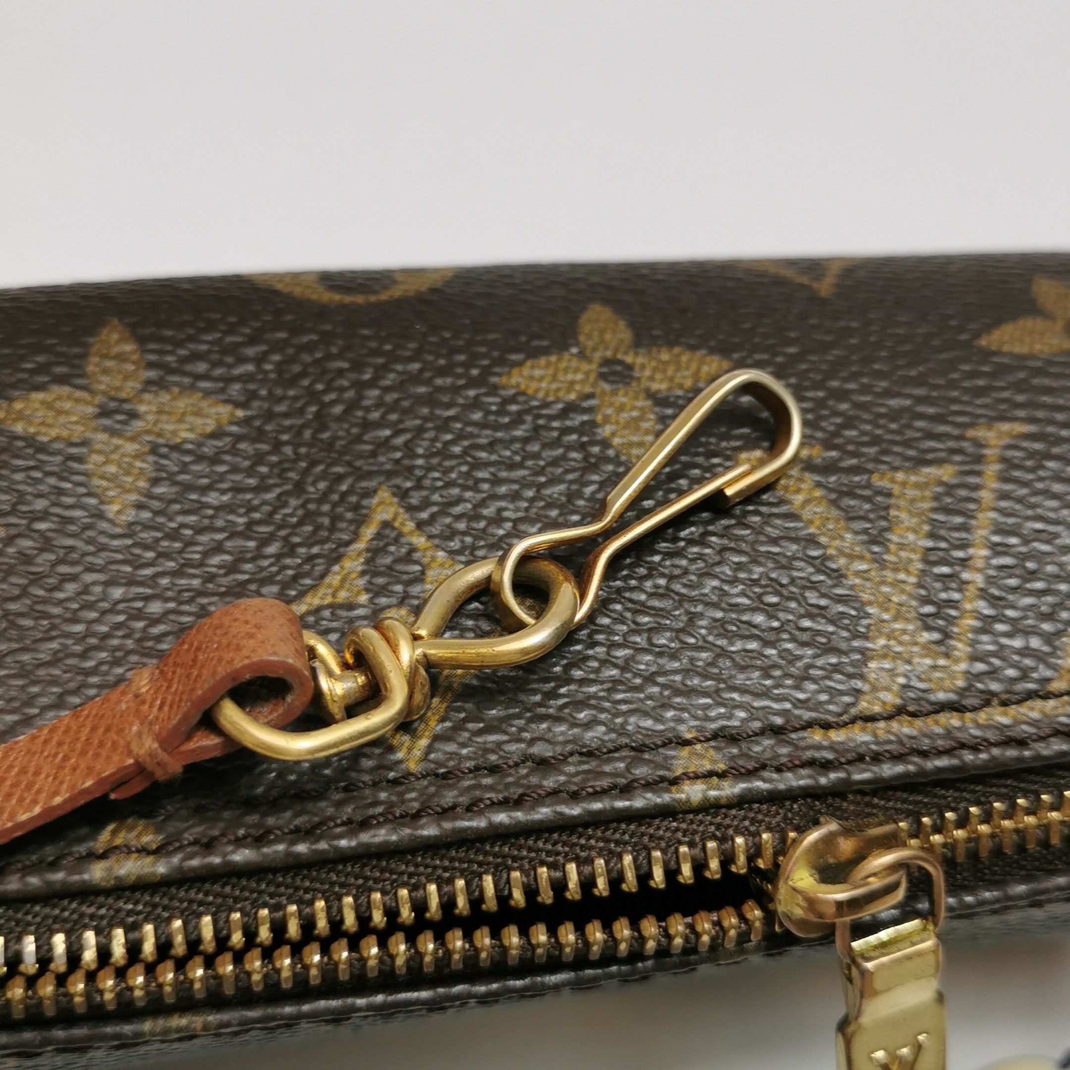 Louis Vuitton Louis Vuitton (LV) Papillon Mini Cowhide Monogram Printed D Size ONE SIZE - 1 Thumbnail