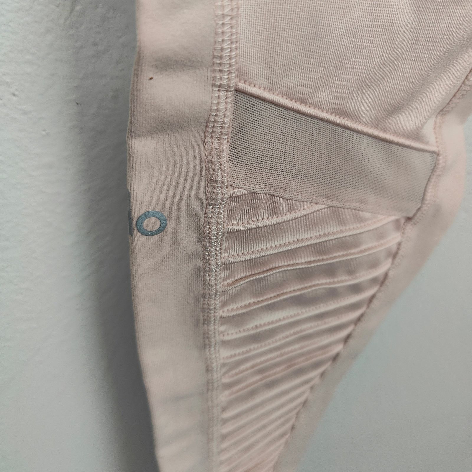 Alo Alo Yoga Moto Leggings Womens Small Light Pink High Rise Size 28" / US 6 / IT 42 - 4 Thumbnail
