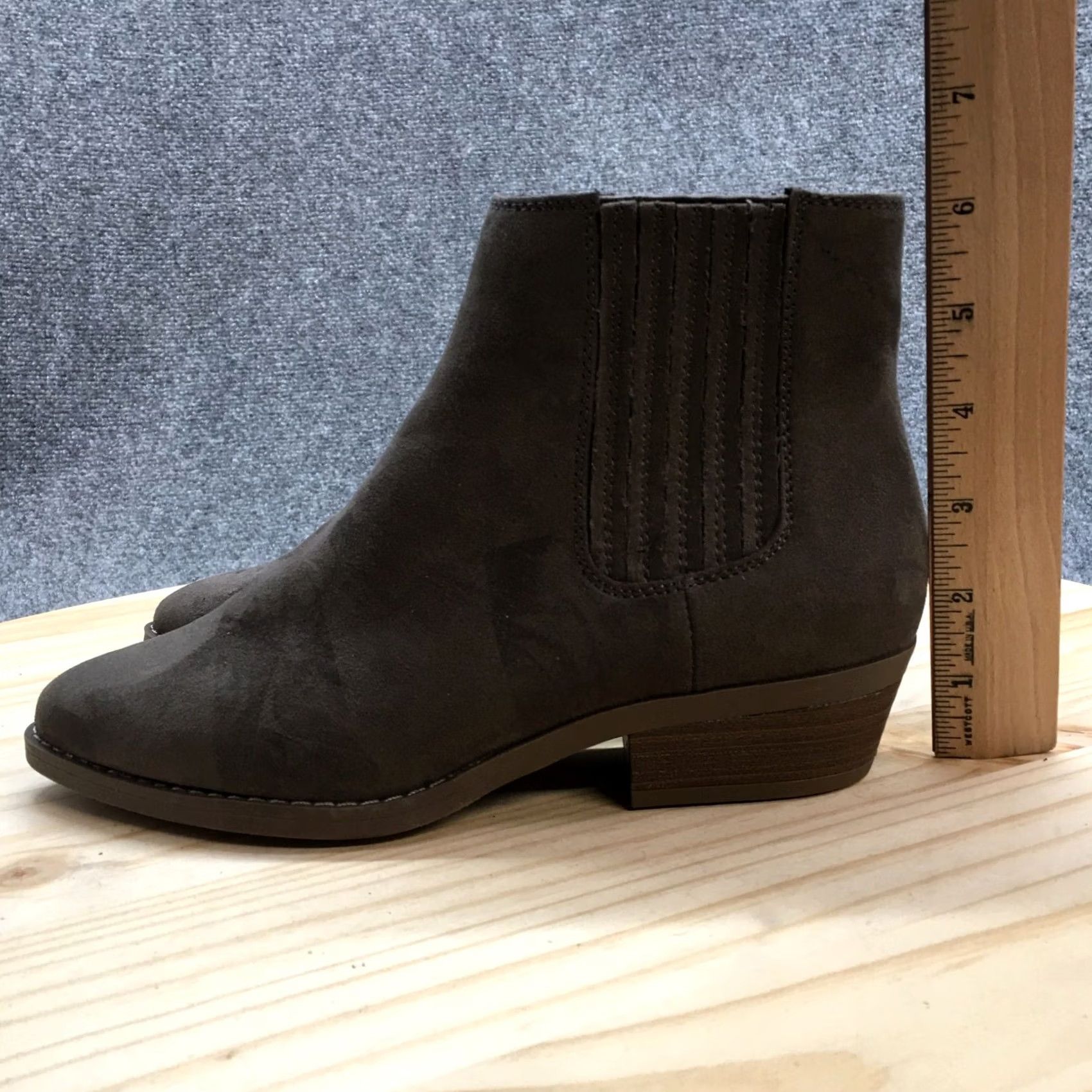 Vintage Universal Thread Boots Chelsea Brown Faux Suede Almond Toe Pull On NEW Womens 7 Shoes Size US 7 / IT 37 - 7 Thumbnail