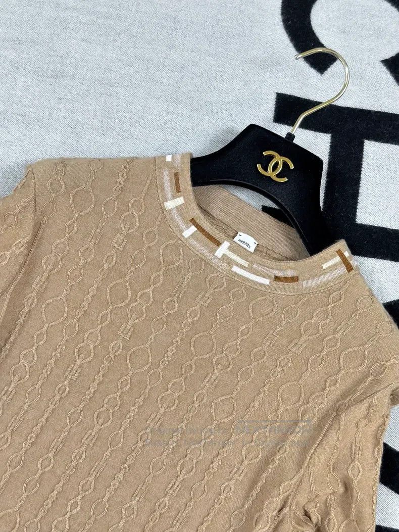 Hermes Hermes Brown Chain Embossed Jacquard Texture Long Sleeve T Size XS / US 0-2 / IT 36-38 - 2 Thumbnail