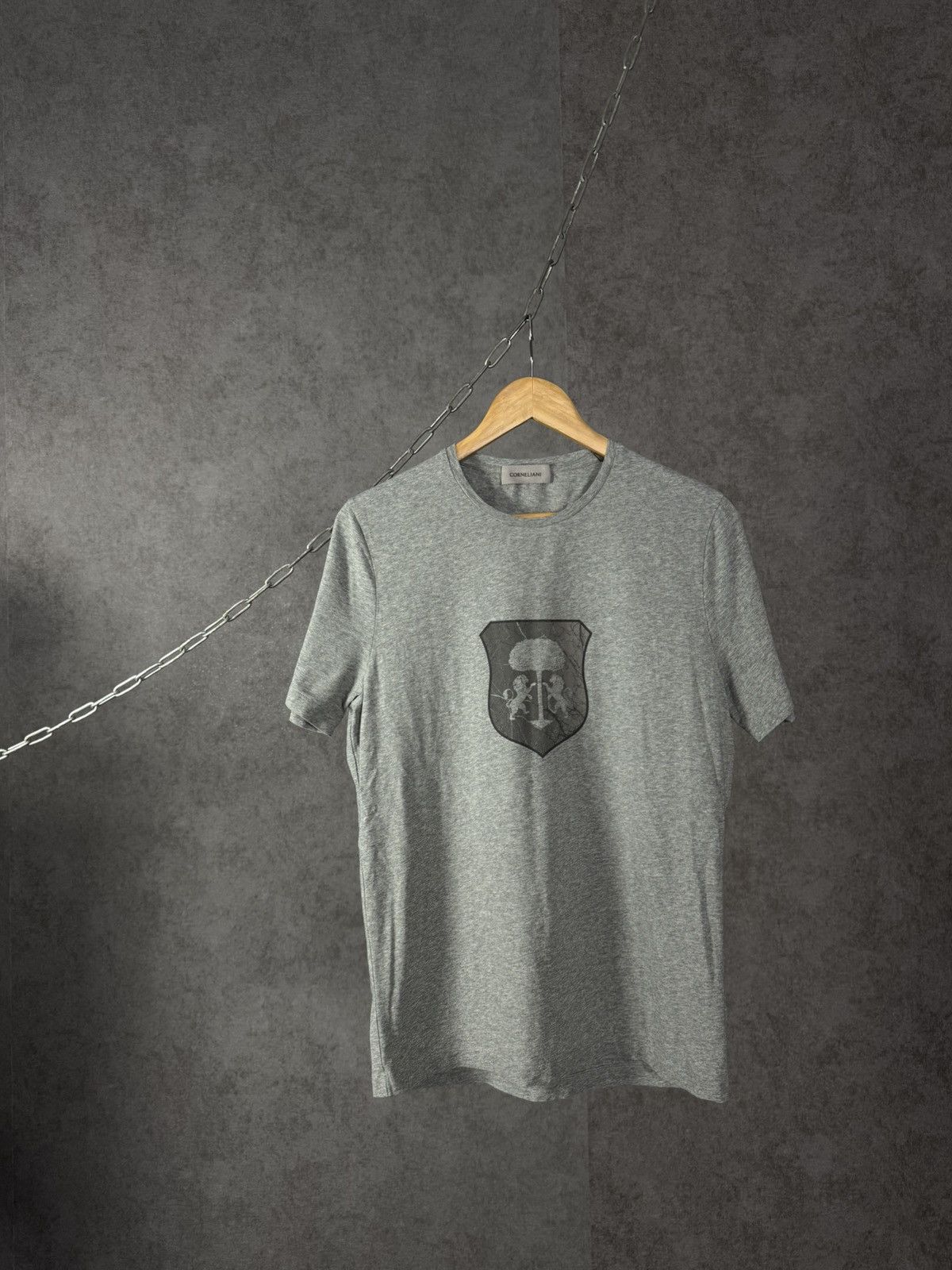 Corneliani × Designer Corneliani luxury designer center logo tee Size US S / EU 44-46 / 1 - 1 Thumbnail