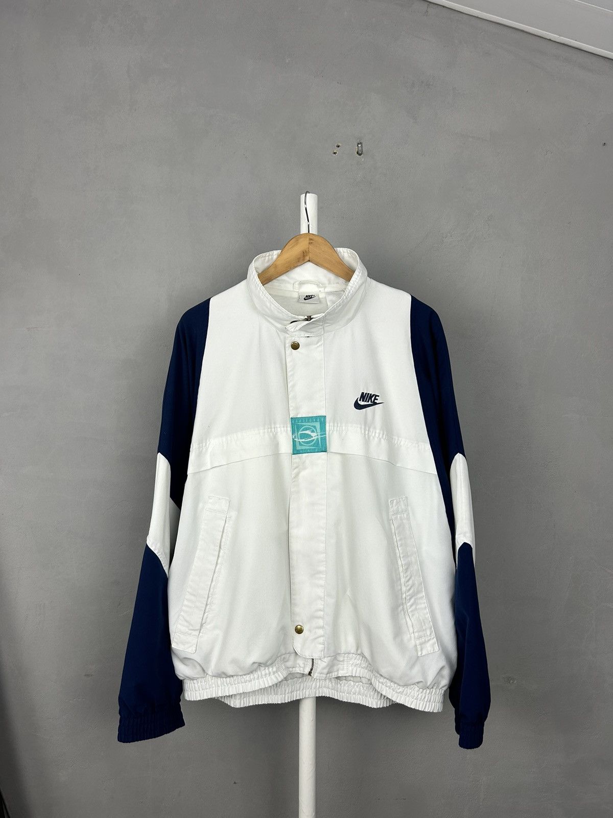 Vintage Vintage Nike 90s Challenge Court White Jacket Size US L / EU 52-54 / 3 - 4 Thumbnail