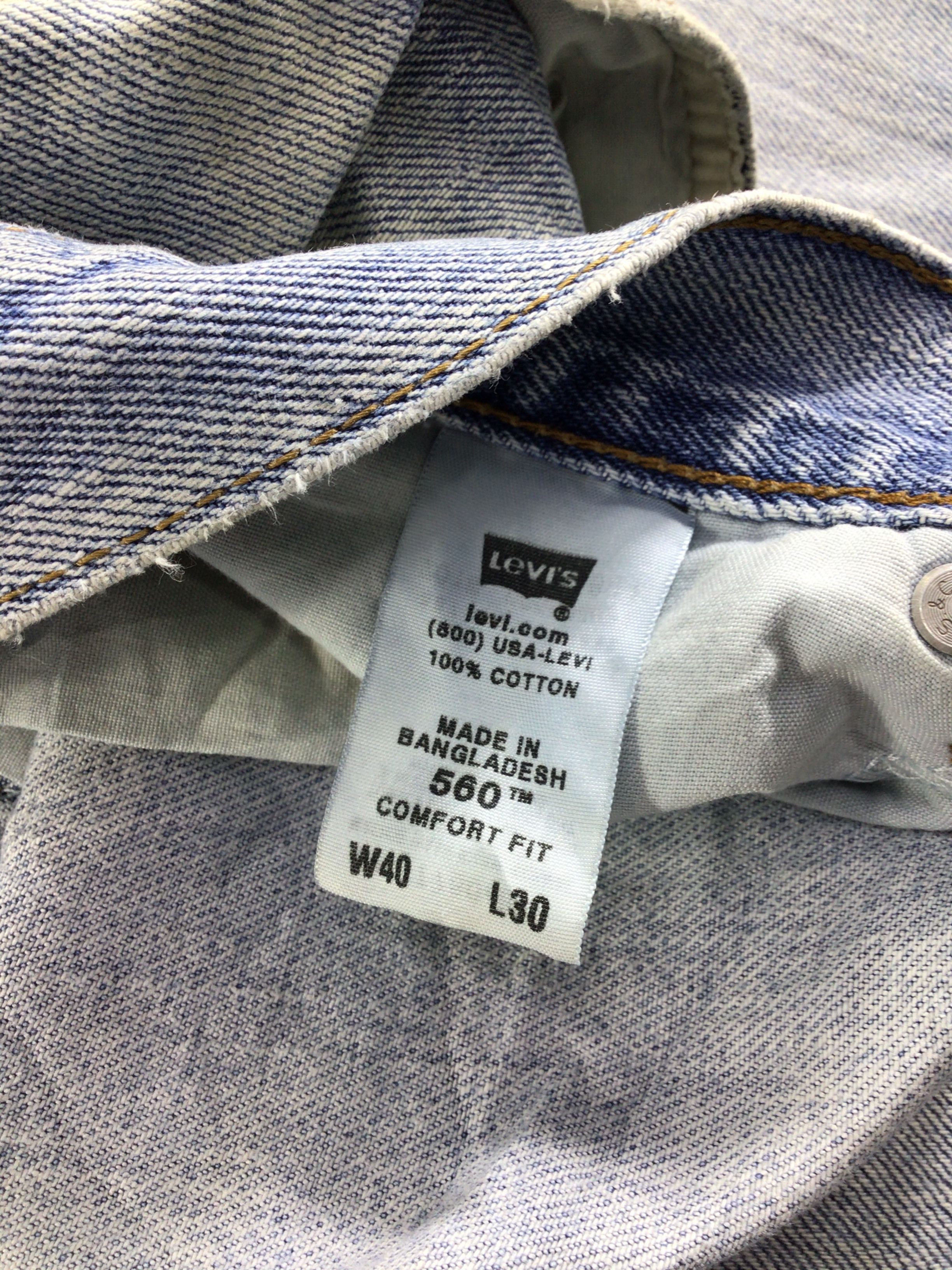 Levi's Vintage Levis 560 Jeans Medium Wash Denim -J572 Size US 40 / EU 56 - 11 Thumbnail