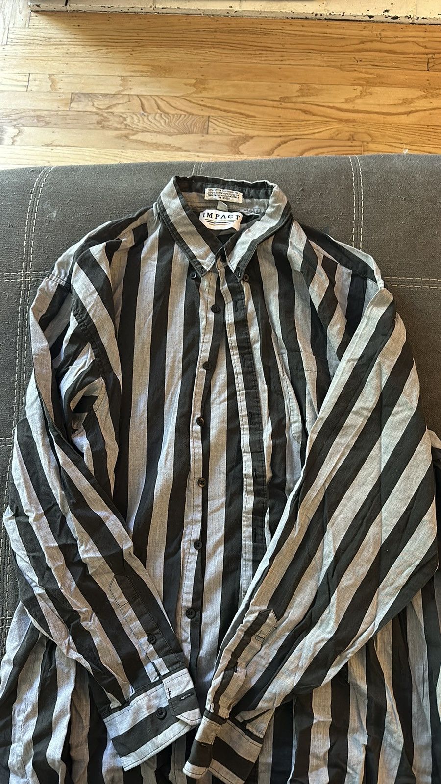Vintage Vintage 80’s black and gray Impact Button-Up Shirt. Size US XL / EU 56 / 4 - 1 Thumbnail
