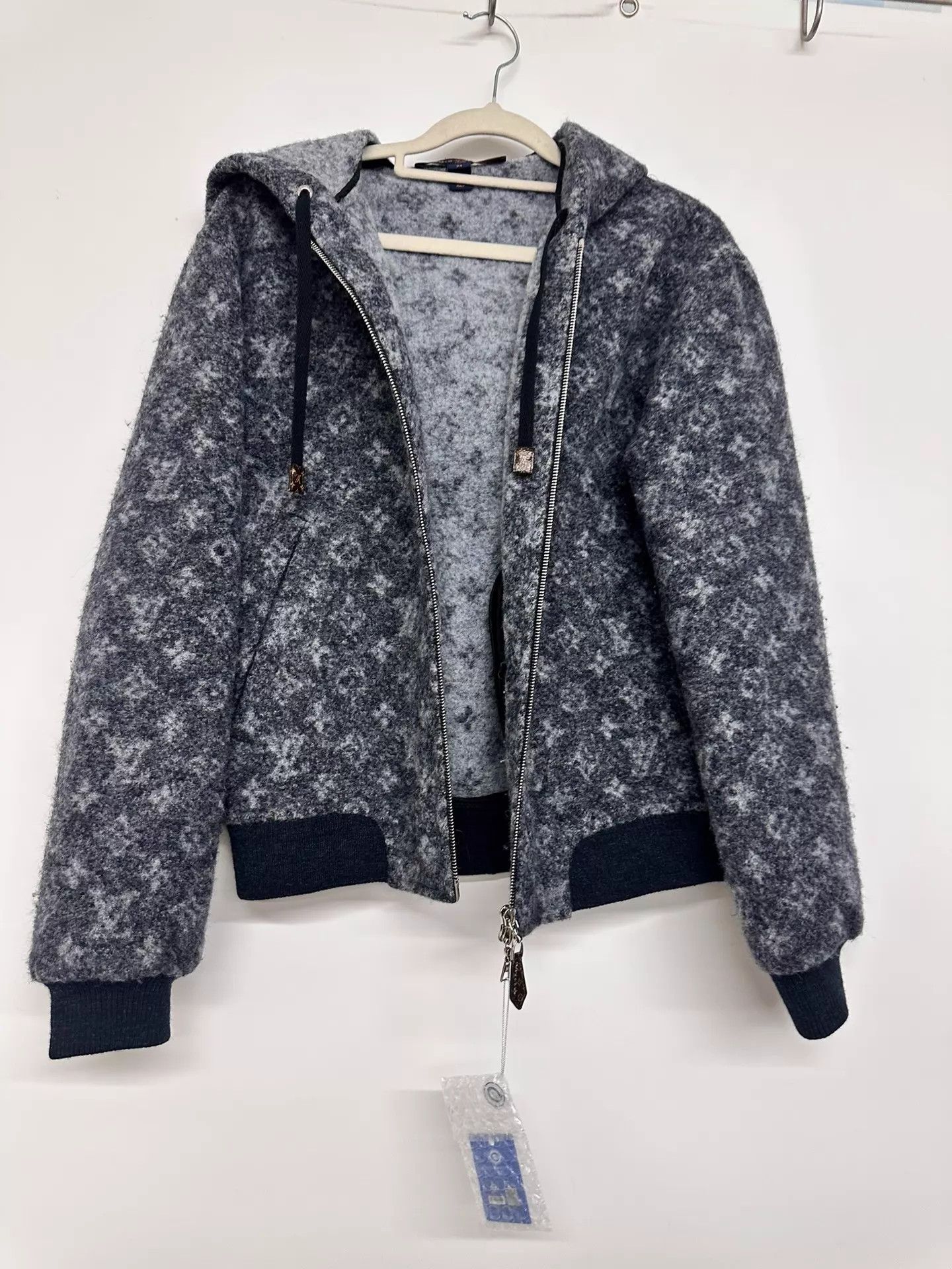Louis Vuitton Louis Vuitton All Over Print Jacket 34 Size XS / US 0-2 / IT 36-38 - 1 Thumbnail
