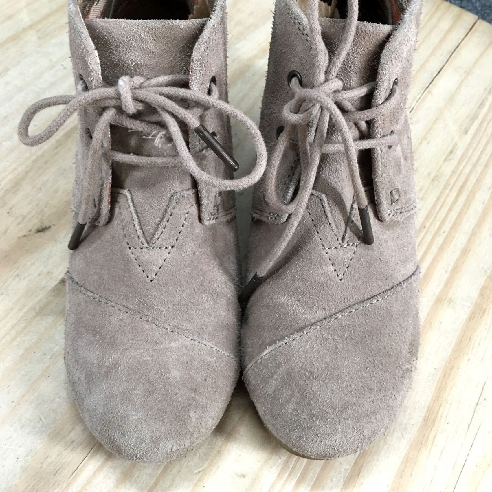 Toms TOMS Boots Womens 7 Wedge Desert Ankle Bootie Lace Up Brown Suede Comfort Casual Shoes Size US 7 / IT 37 - 3 Thumbnail