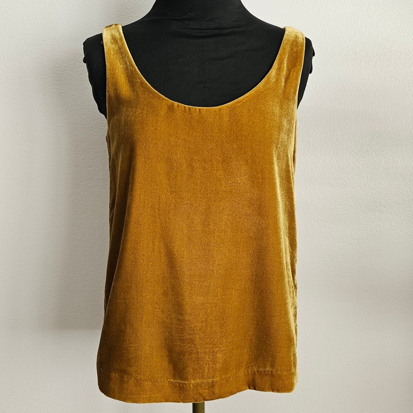 J.Crew J. Crew Antique Gold Velvet Cami Camisole Tank Top 2 Tall Size XS / US 0-2 / IT 36-38 - 3 Thumbnail