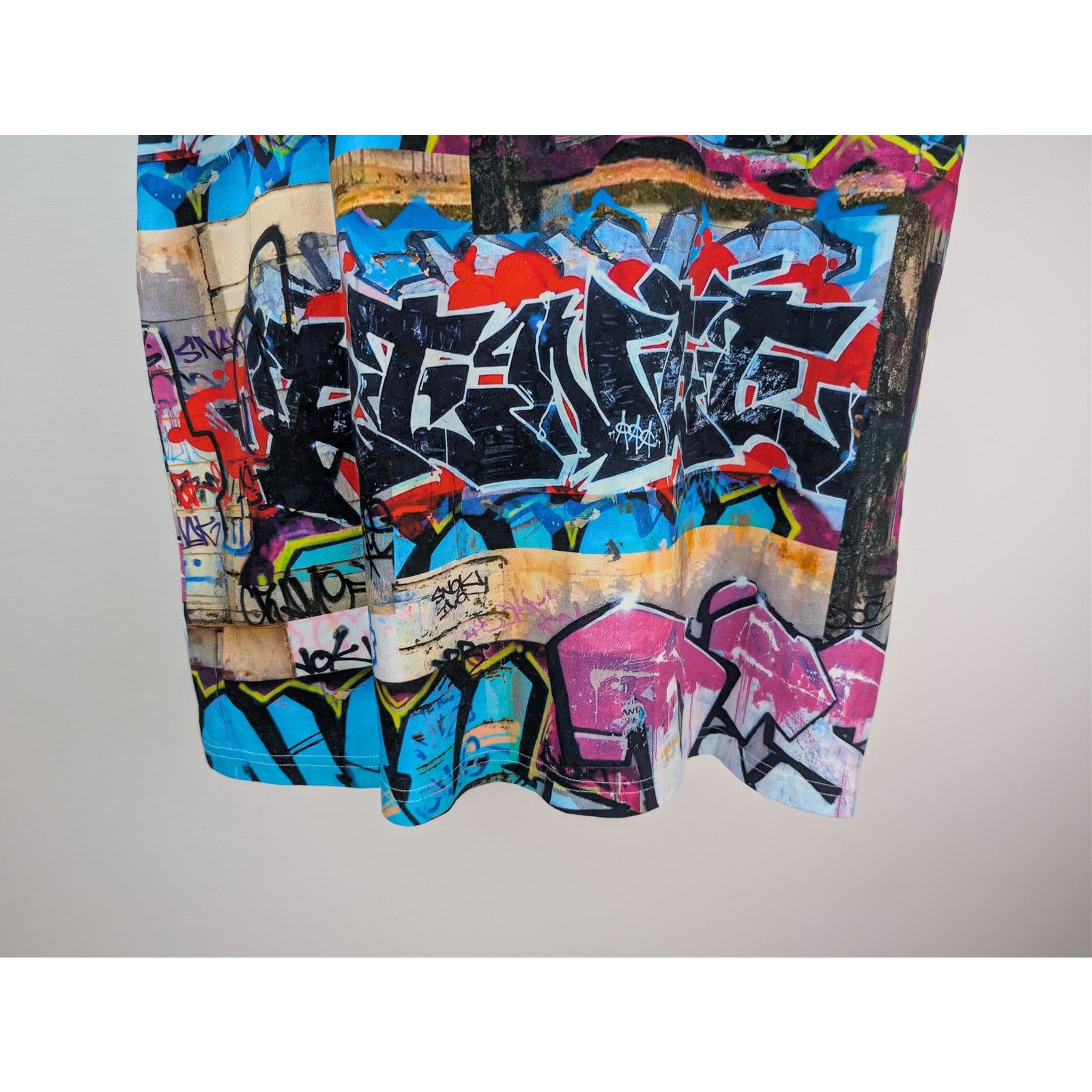 Vivienne Westwood o1rshd1 Classic Graffiti Print T-Shirt in Multiolor Size US XXL / EU 58 / 5 - 13 Thumbnail