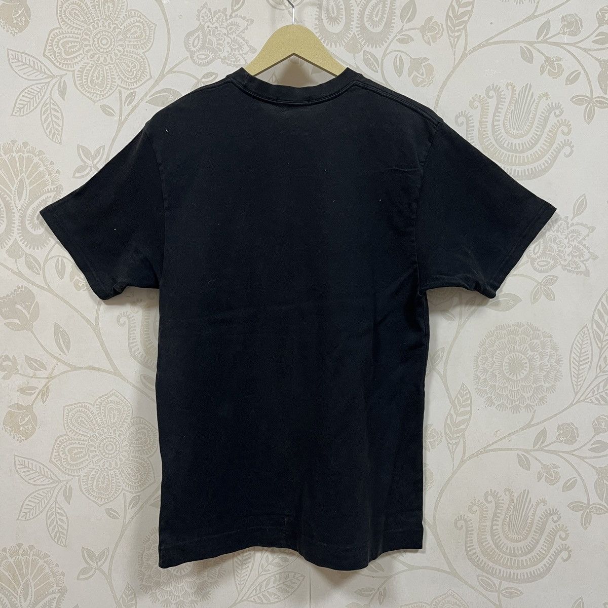 Bape Vintage BAPE Big Logo Nigo The Bathing Ape Japan TShirt Size US M / EU 48-50 / 2 - 4 Thumbnail