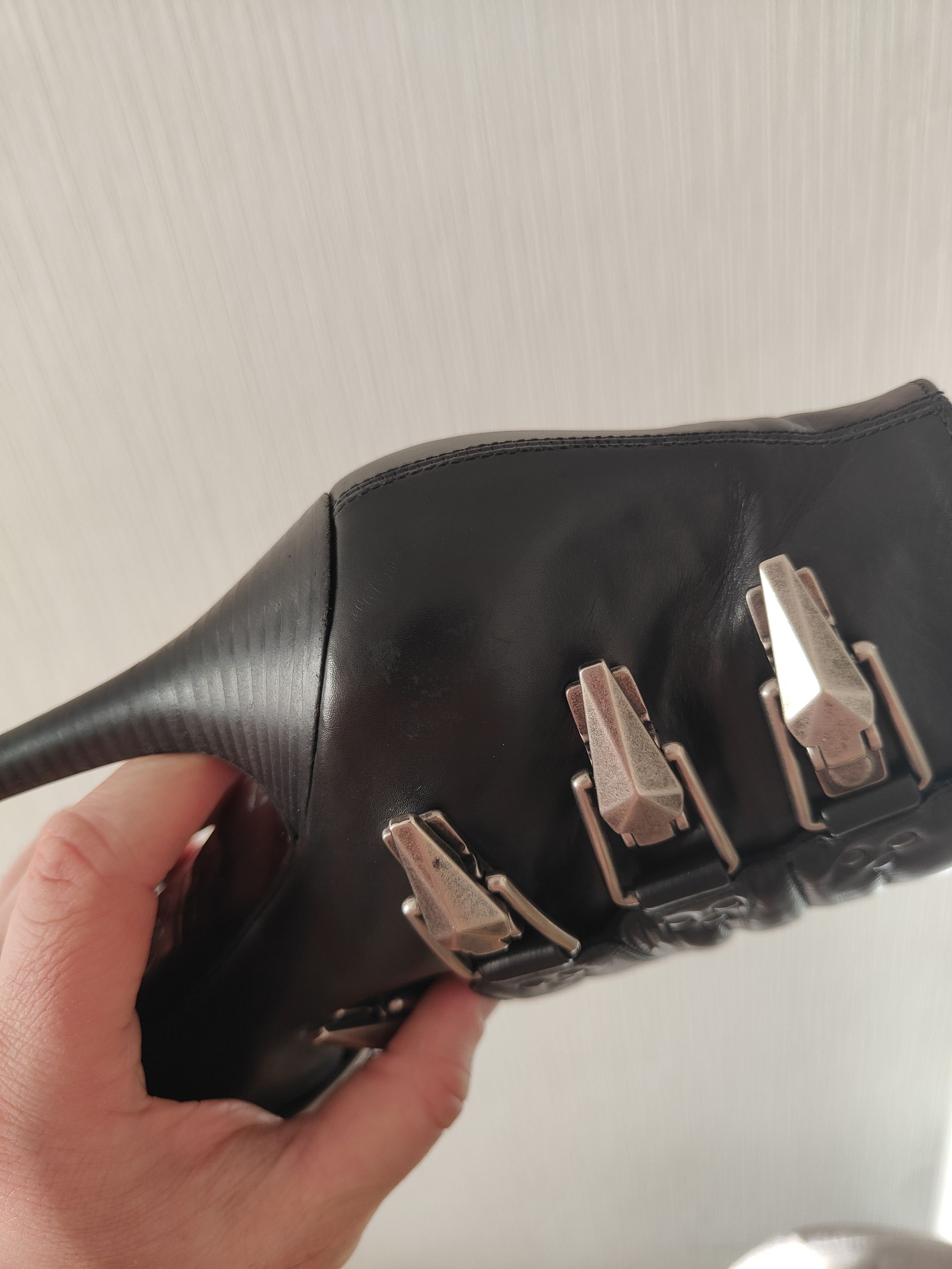 Alexander McQueen Alexander McQueen Buckled Latch Heel Boots Size US 7 / IT 37 - 14 Thumbnail