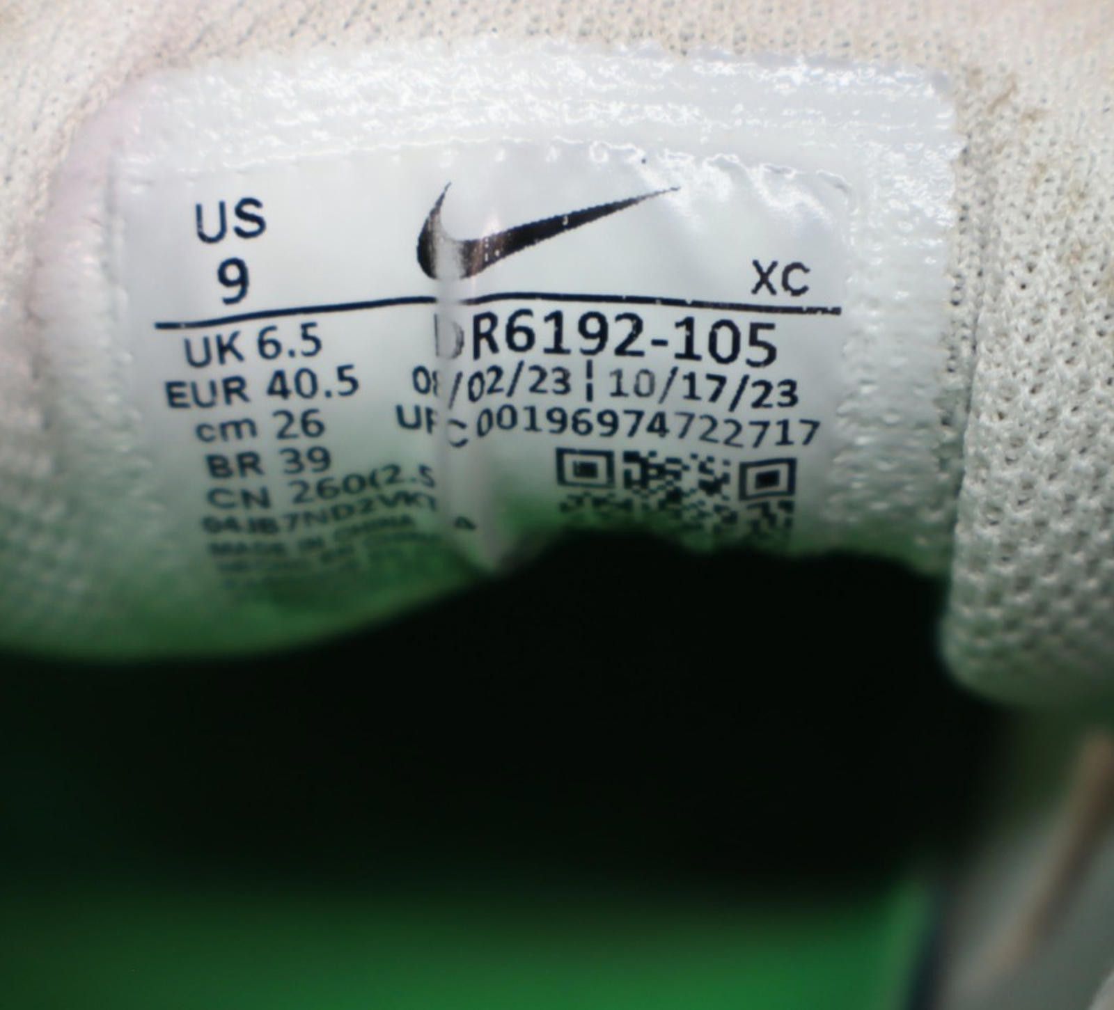 Nike Nike Zoom Vapor Pro Women Size 9 White & Green Running Shoes Size US 9 / IT 39 - 11 Thumbnail