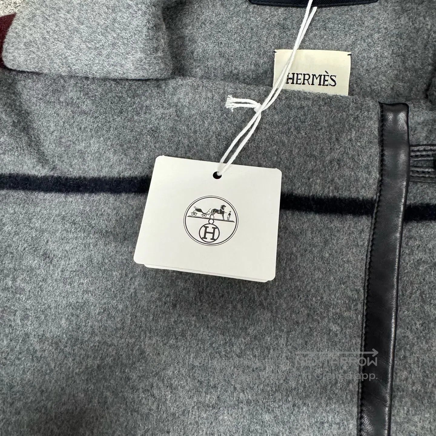 Hermes Hermes Gray leather-faced short cashmere jacket| Size S / US 4 / IT 40 - 4 Thumbnail